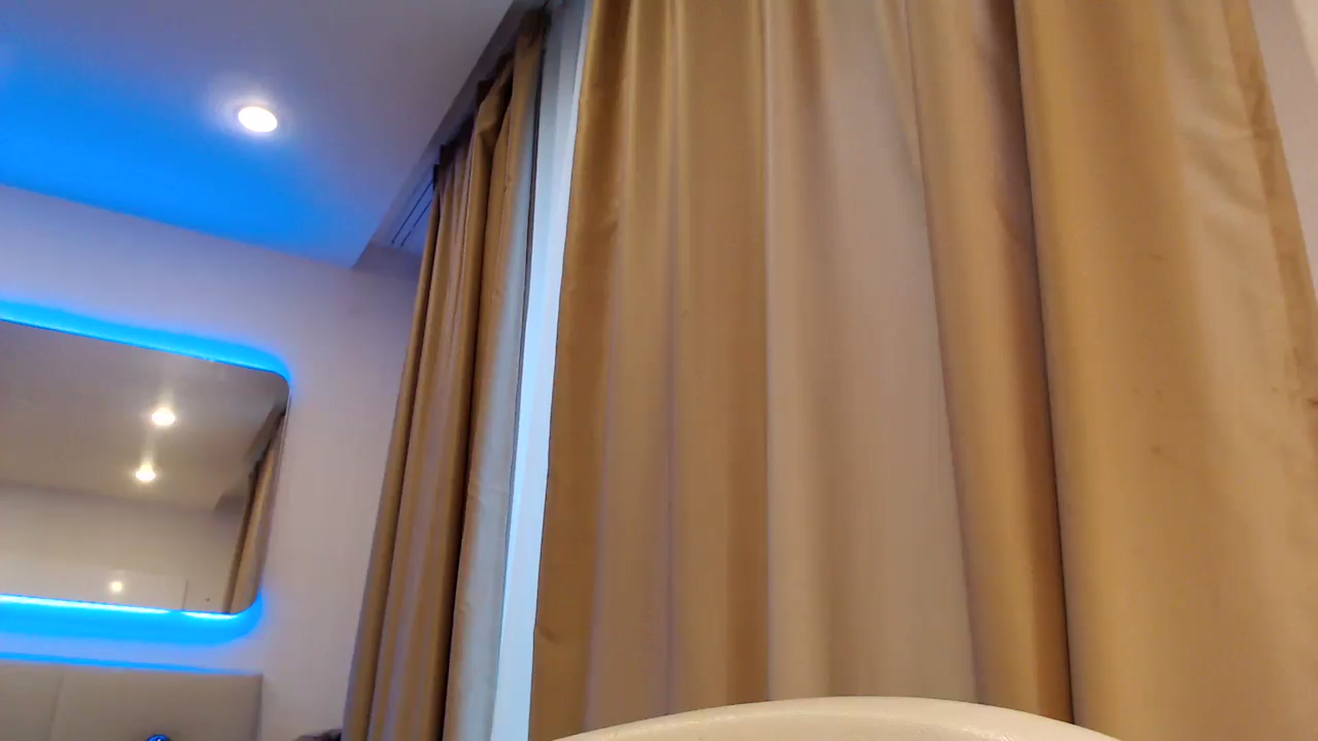 Gallery image thumbnail from Aby_Frost's myfreecams stream on, 11/03/2025, 06:47 image 2 of 20