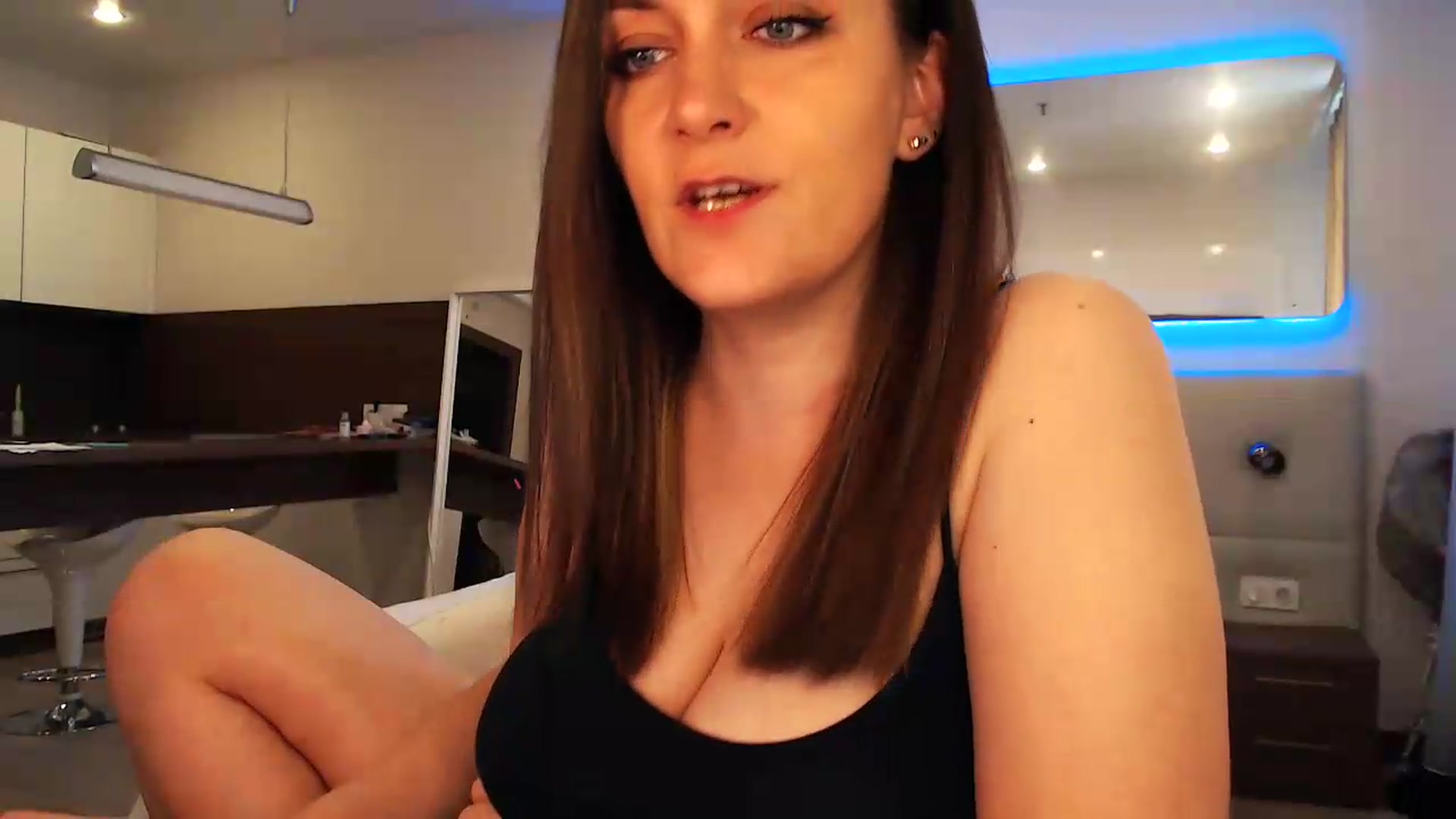Gallery image thumbnail from Aby_Frost's myfreecams stream on, 08/31/2026, 08:48 image 10 of 20