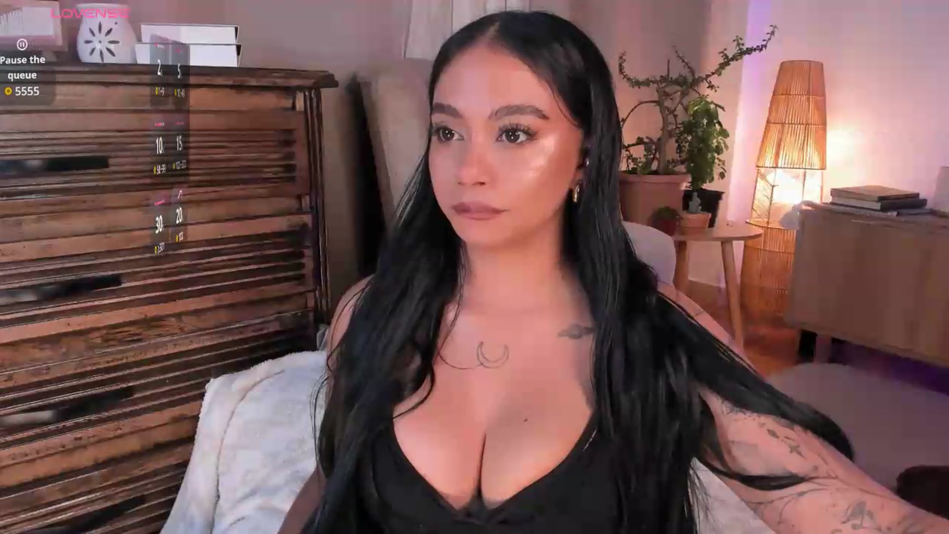 Gallery image thumbnail from Abynanami's myfreecams stream on, 08/09/2026, 01:23 image 8 of 20