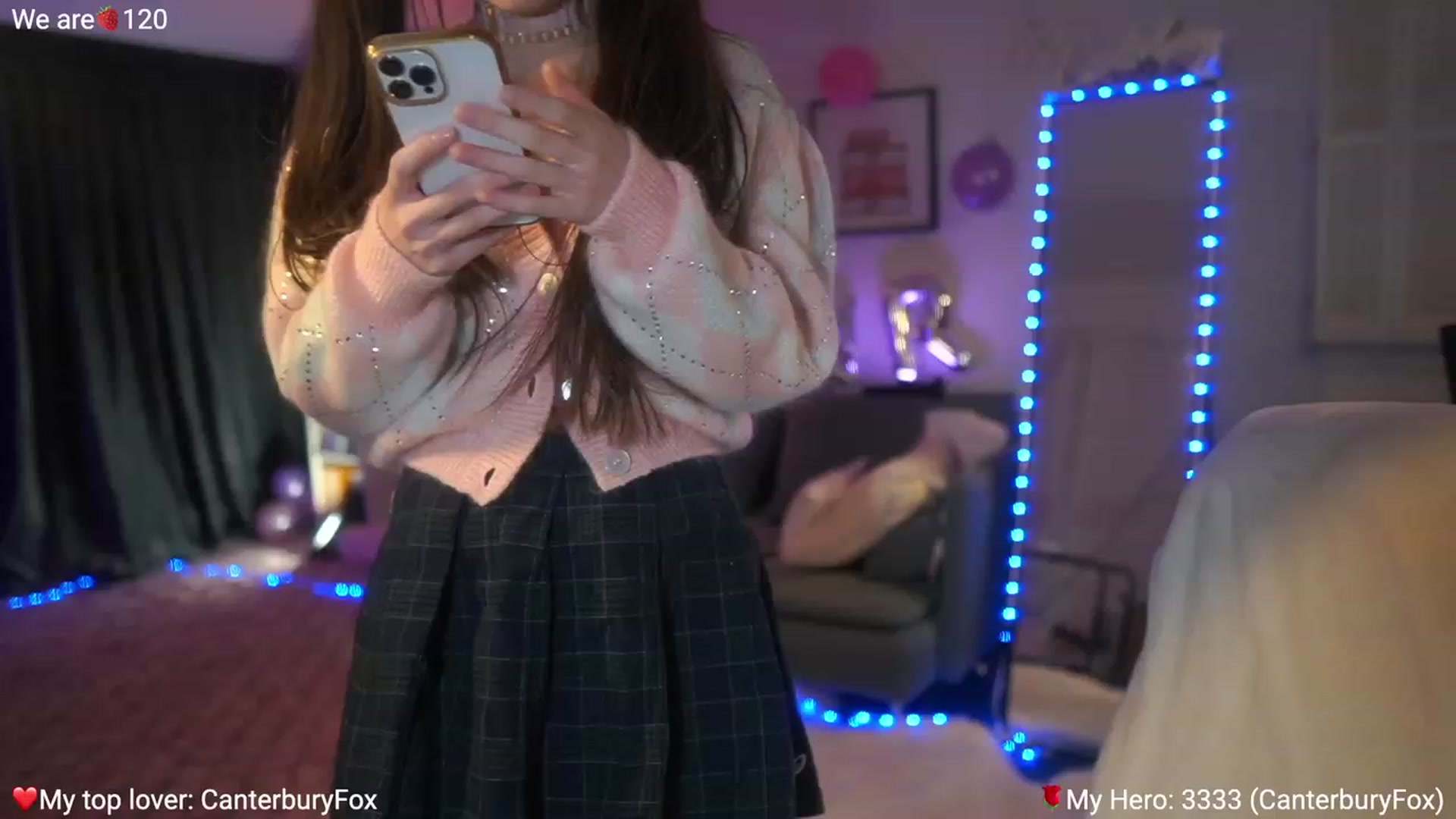 Gallery image thumbnail from AcaiBerry's myfreecams stream on, 02/04/2023, 09:07 image 10 of 20