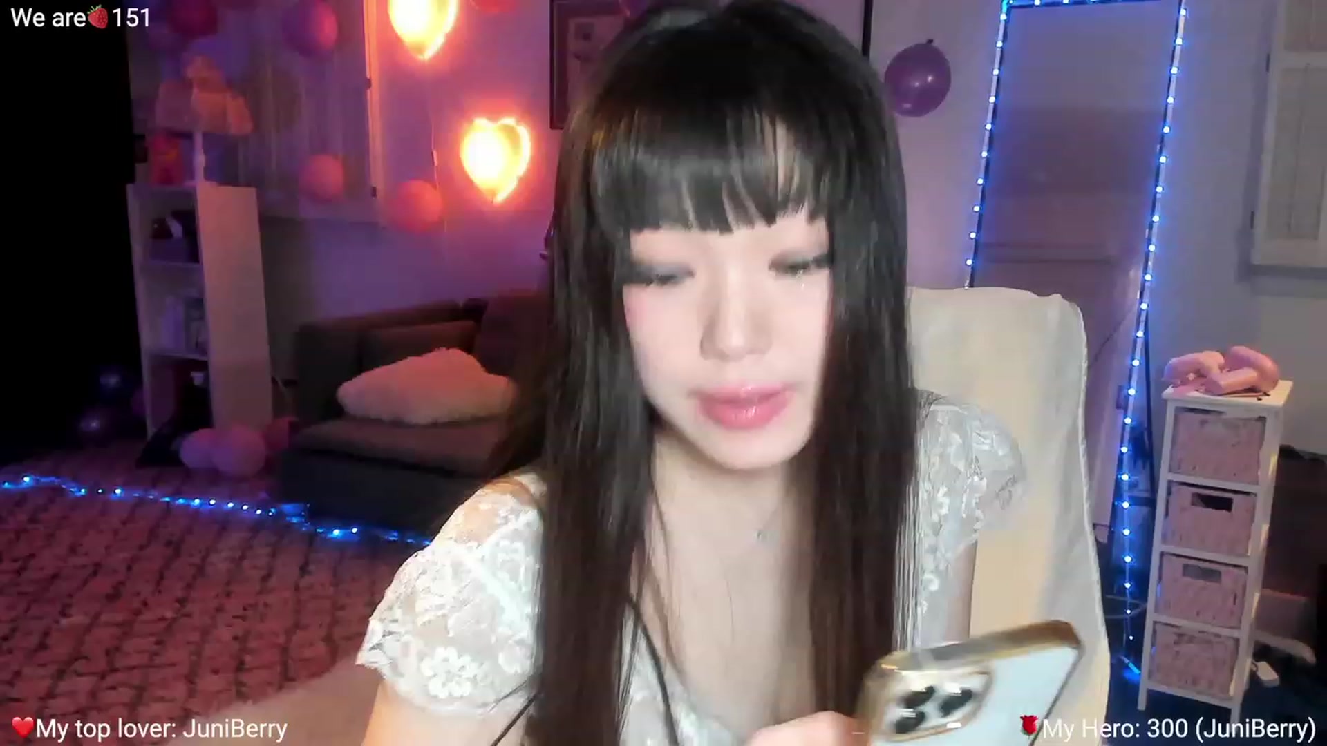 Gallery image thumbnail from AcaiBerry's myfreecams stream on, 02/09/2023, 07:42 image 2 of 20