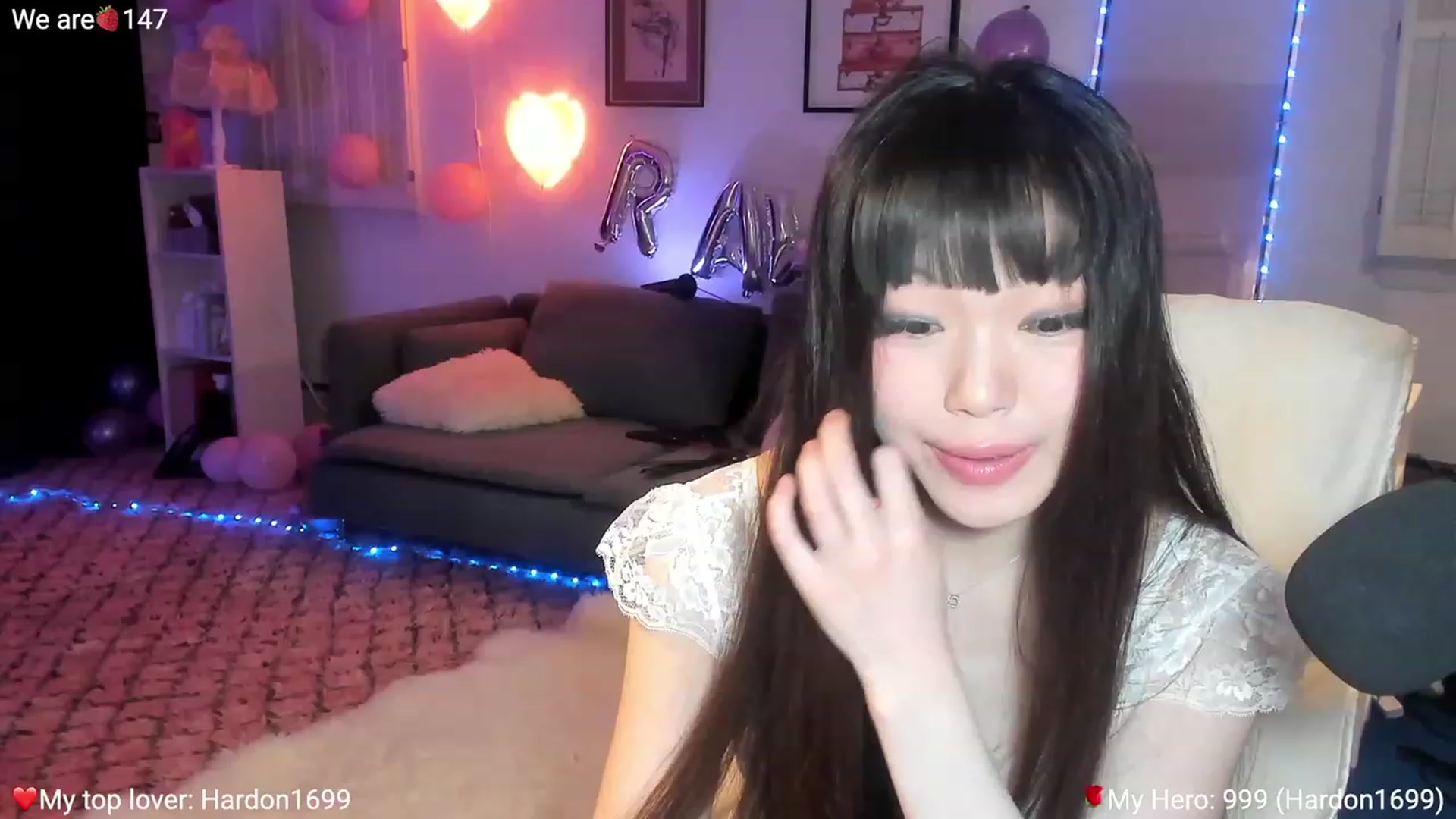 Gallery image thumbnail from AcaiBerry's myfreecams stream on, 02/09/2023, 07:42 image 4 of 20