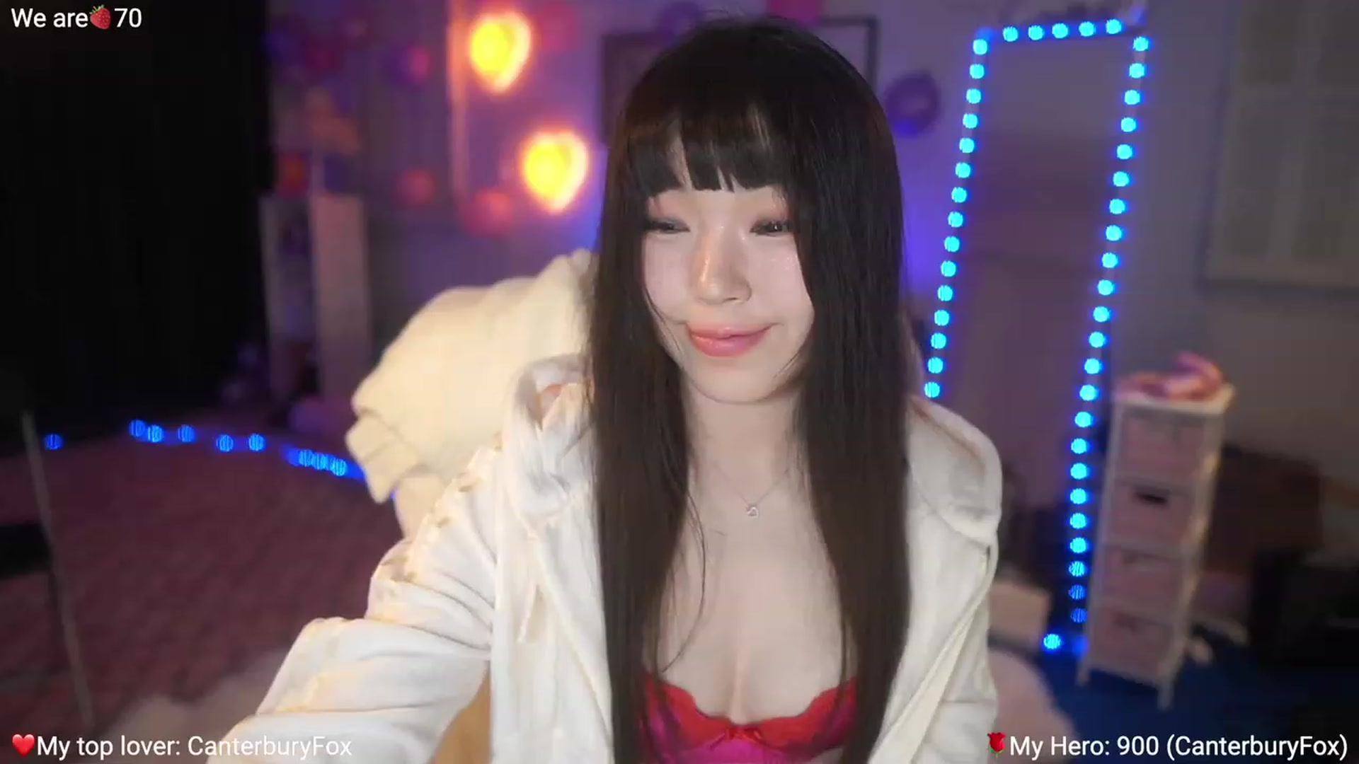 Gallery image thumbnail from AcaiBerry's myfreecams stream on, 02/18/2023, 06:30 image 11 of 20