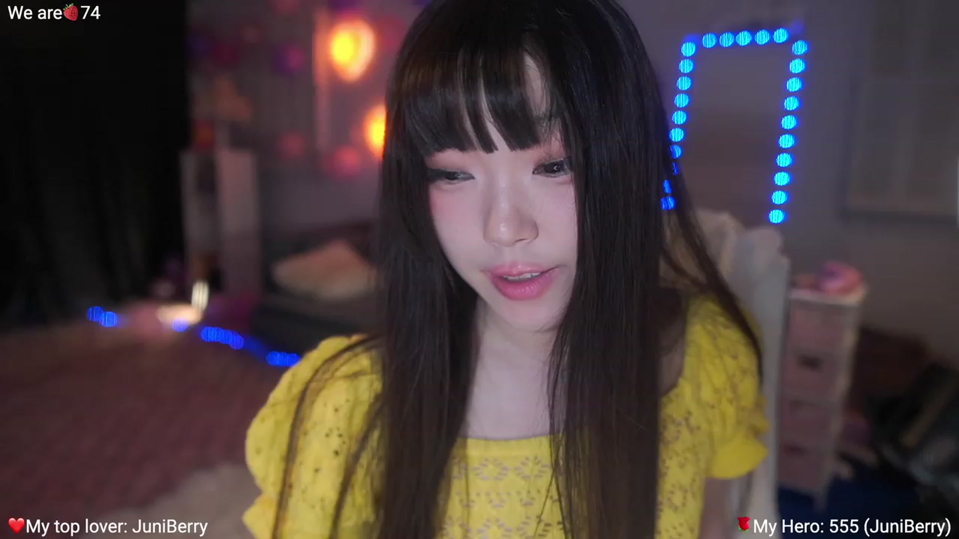 Gallery image thumbnail from AcaiBerry's myfreecams stream on, 02/23/2023, 05:05 image 12 of 20