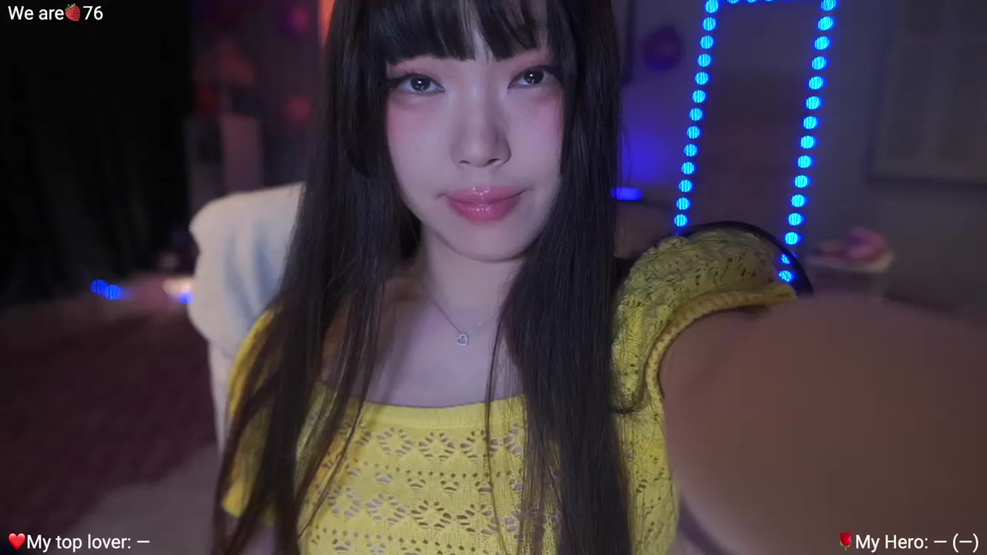Gallery image thumbnail from AcaiBerry's myfreecams stream on, 02/23/2023, 05:05 image 1 of 20