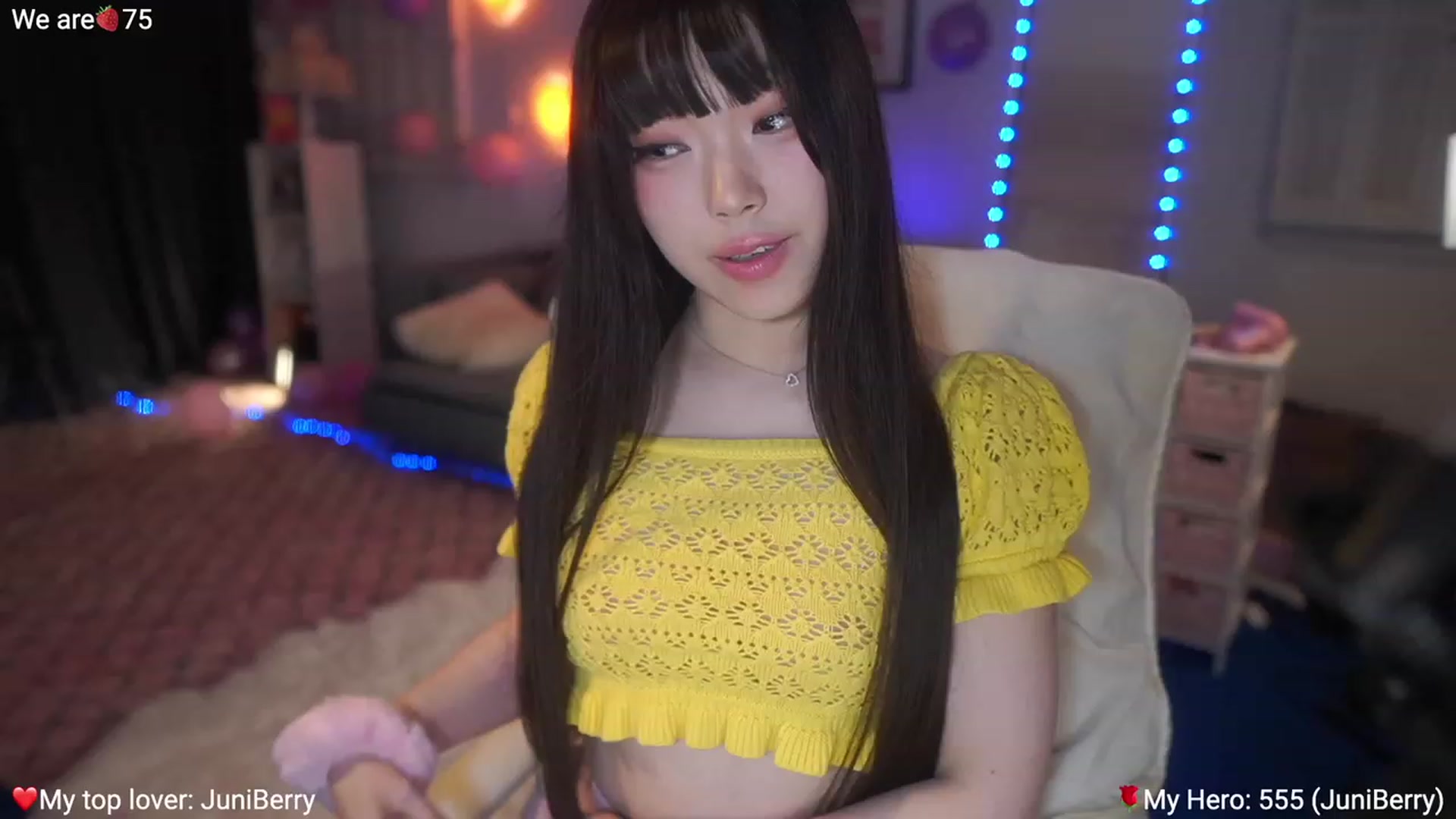 Gallery image thumbnail from AcaiBerry's myfreecams stream on, 02/23/2023, 05:05 image 16 of 20