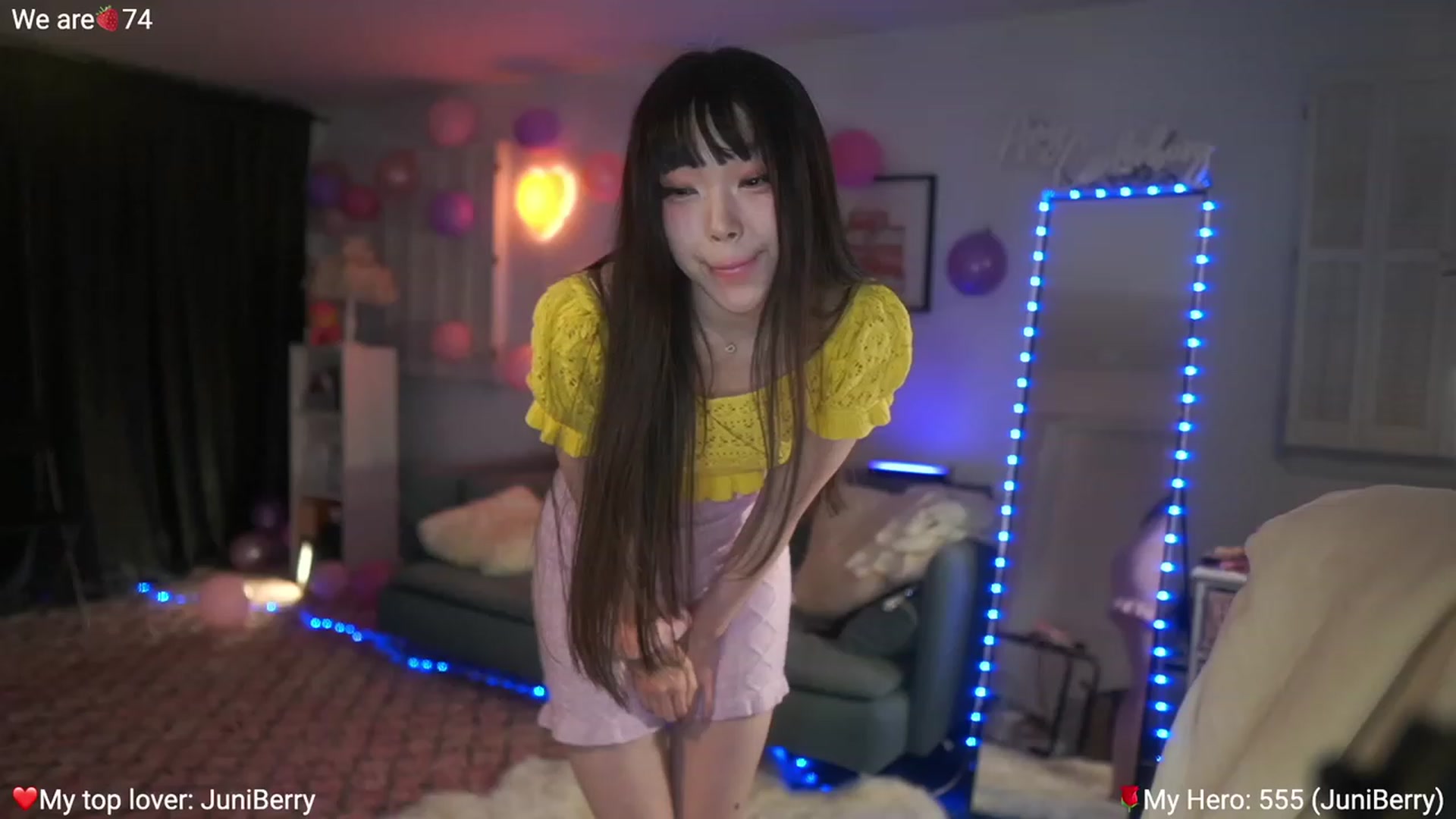 Gallery image thumbnail from AcaiBerry's myfreecams stream on, 02/23/2023, 05:05 image 13 of 20