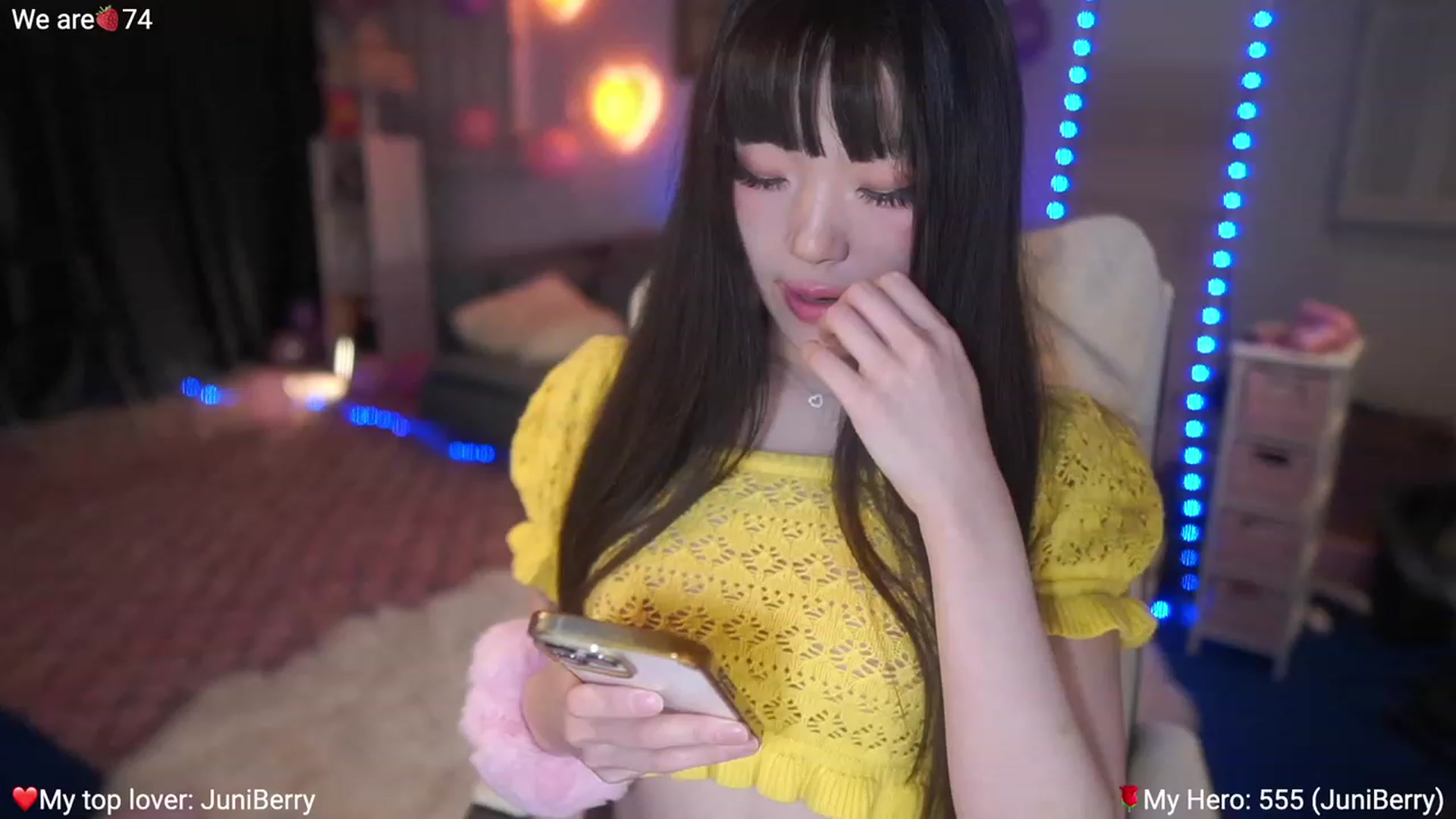 Gallery image thumbnail from AcaiBerry's myfreecams stream on, 02/23/2023, 05:05 image 7 of 20