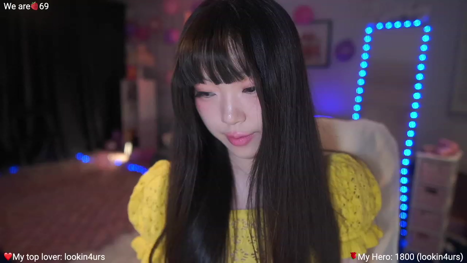 Gallery image thumbnail from AcaiBerry's myfreecams stream on, 02/23/2023, 06:53 image 16 of 20