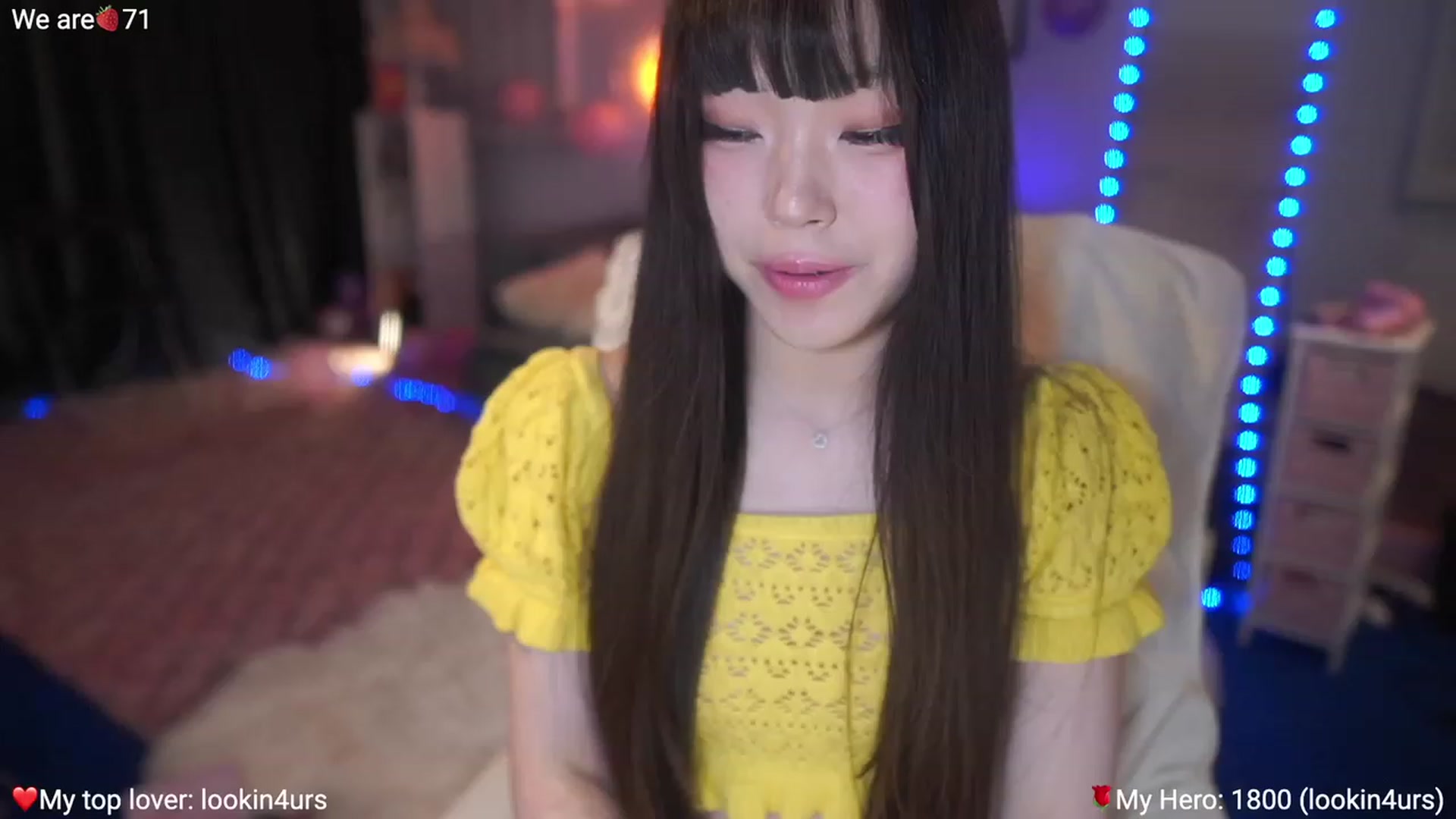 Gallery image thumbnail from AcaiBerry's myfreecams stream on, 02/23/2023, 06:53 image 6 of 20