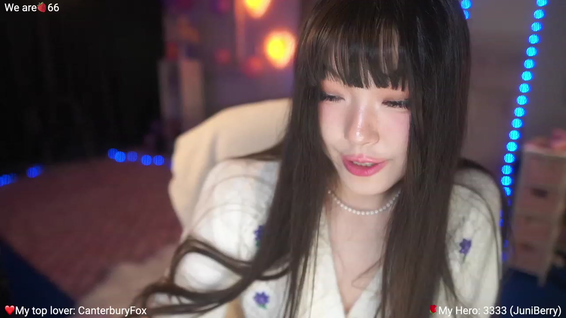 Gallery image thumbnail from AcaiBerry's myfreecams stream on, 02/25/2023, 09:02 image 7 of 20
