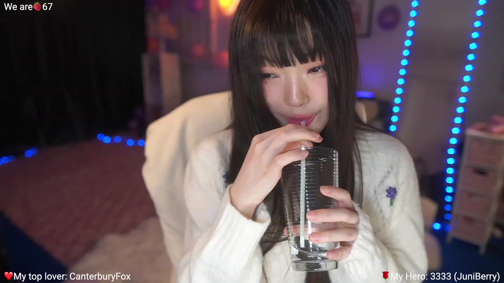 Gallery image thumbnail from AcaiBerry's myfreecams stream on, 02/25/2023, 09:02 image 8 of 20