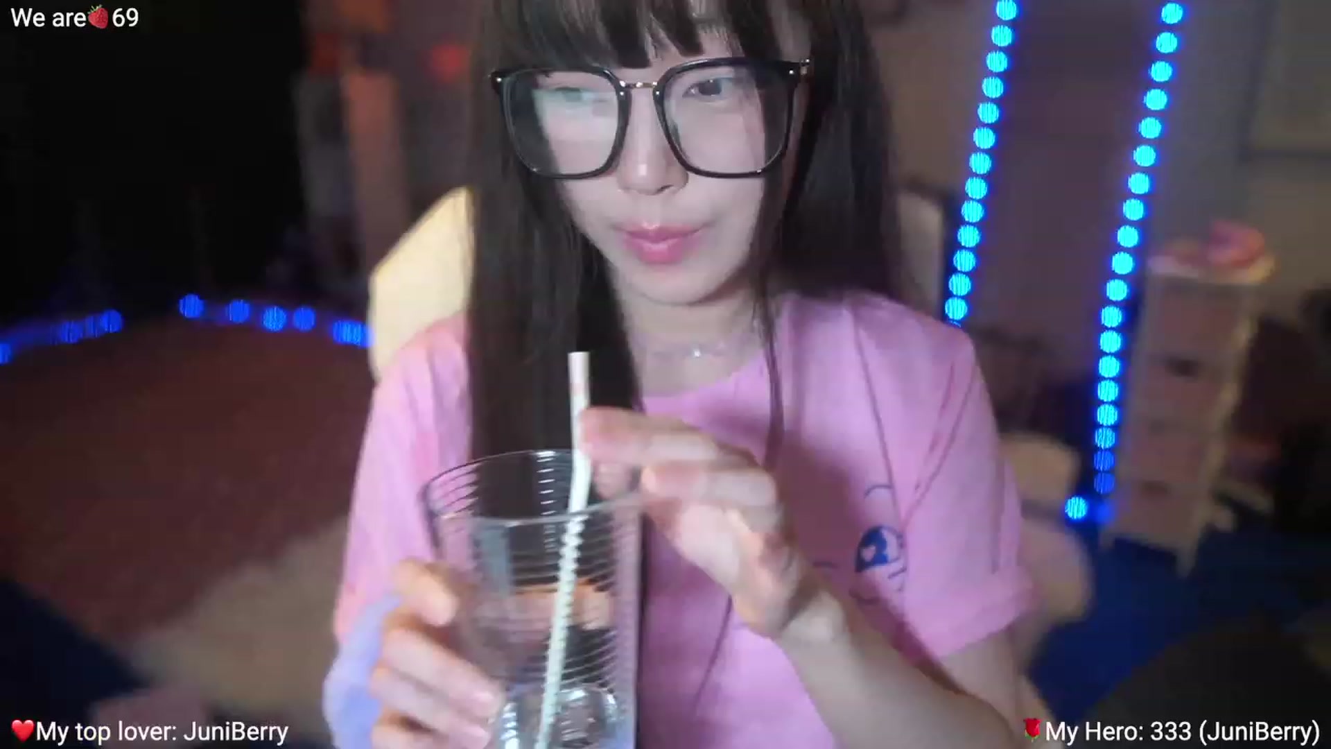 Gallery image thumbnail from AcaiBerry's myfreecams stream on, 03/01/2023, 05:24 image 18 of 20