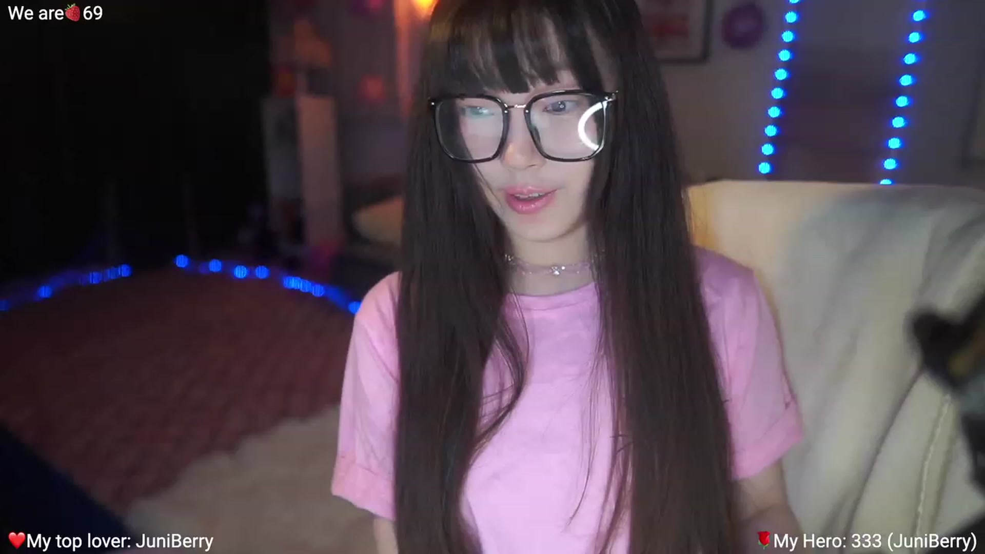 Gallery image thumbnail from AcaiBerry's myfreecams stream on, 03/01/2023, 05:24 image 7 of 20