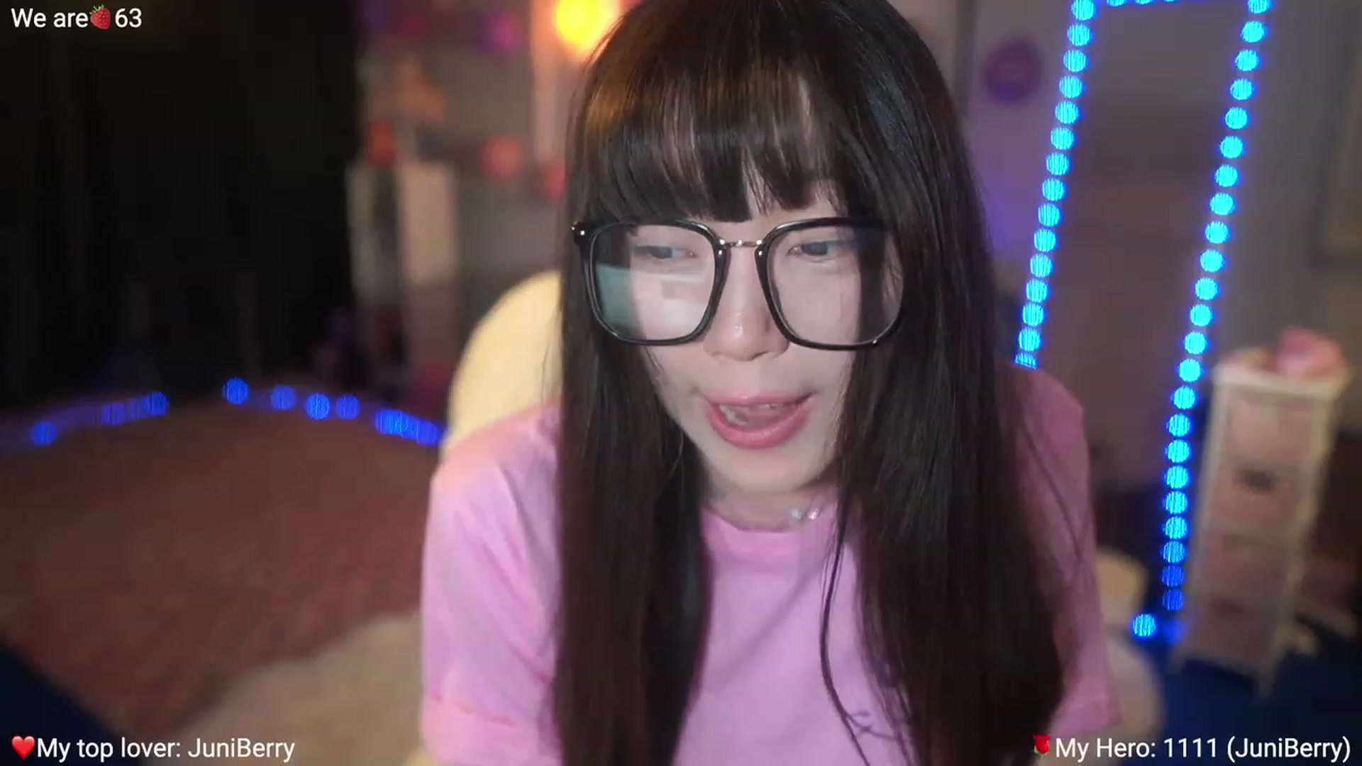 Gallery image thumbnail from AcaiBerry's myfreecams stream on, 03/01/2023, 08:08 image 9 of 20
