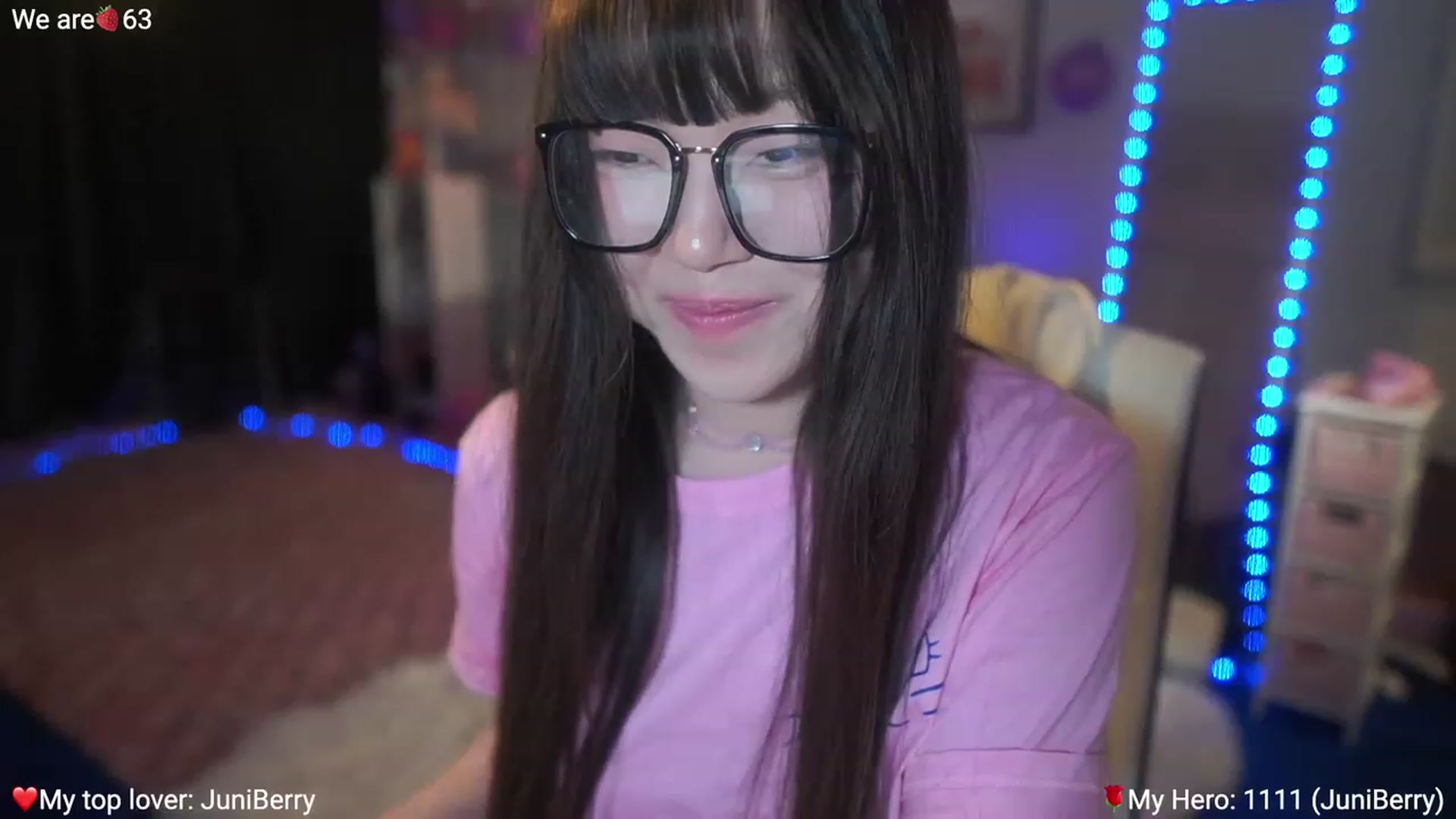 Gallery image thumbnail from AcaiBerry's myfreecams stream on, 03/01/2023, 08:08 image 8 of 20