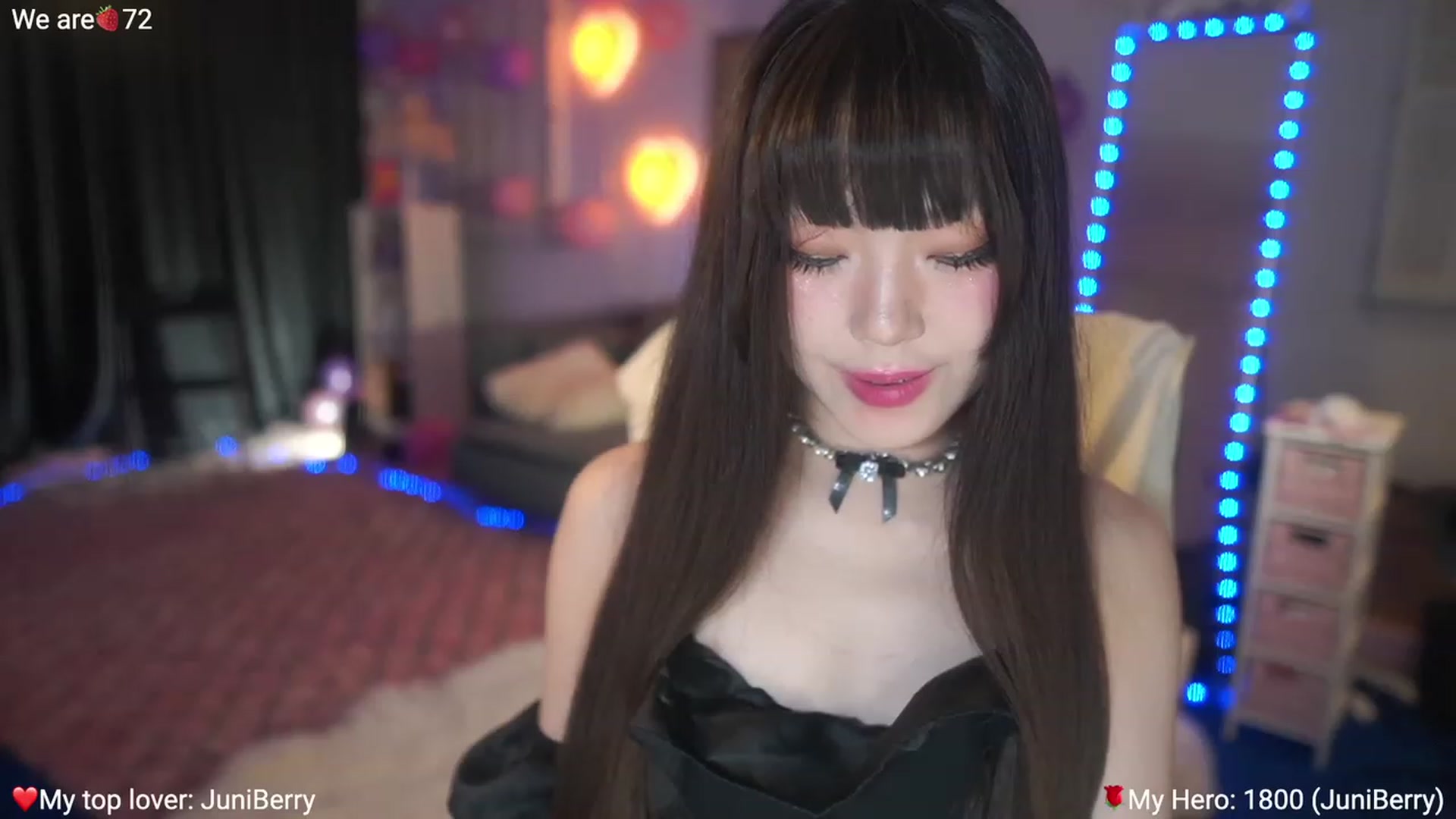 Gallery image thumbnail from AcaiBerry's myfreecams stream on, 03/02/2023, 06:01 image 10 of 20