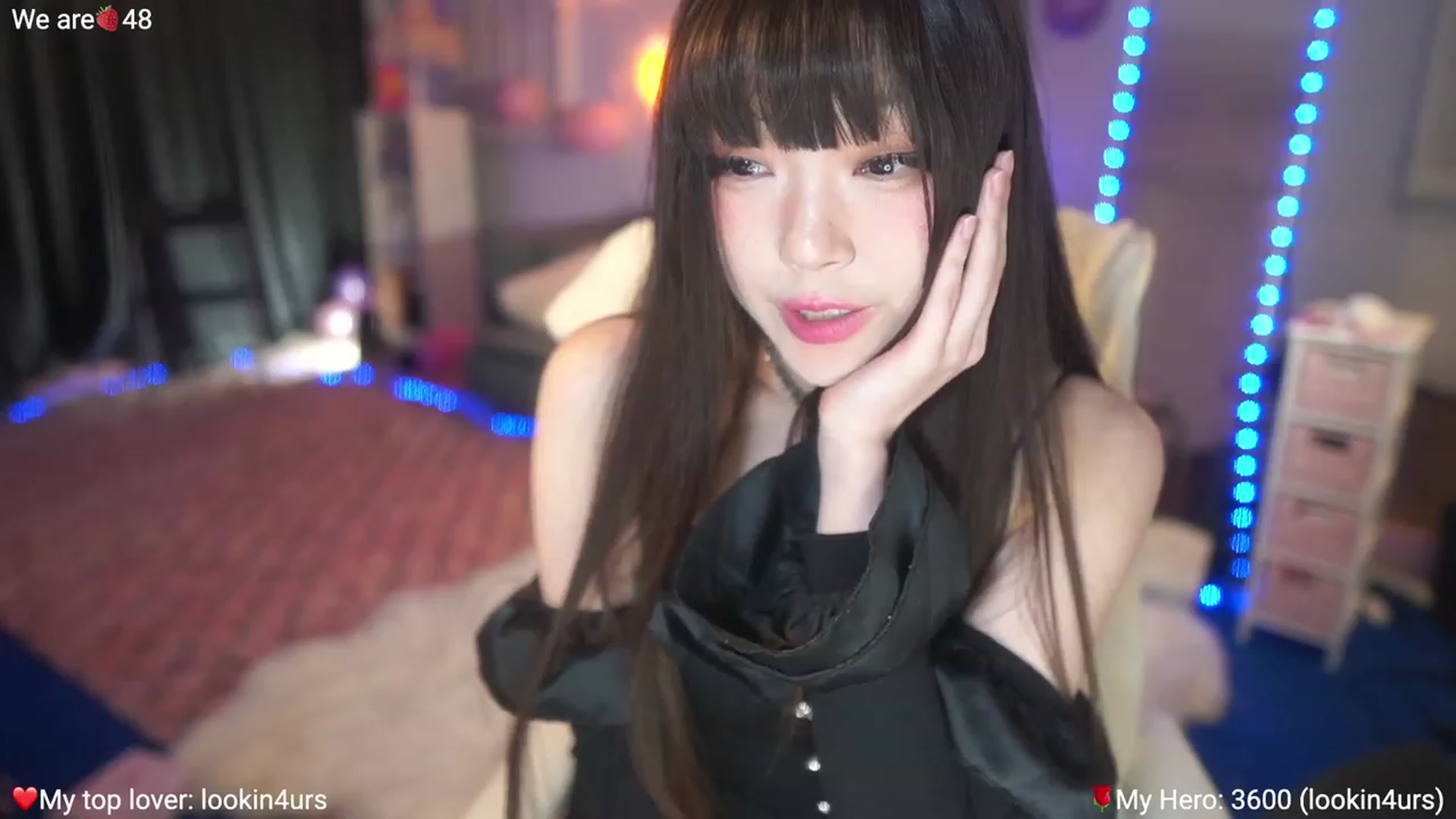 Gallery image thumbnail from AcaiBerry's myfreecams stream on, 03/02/2023, 08:07 image 3 of 20