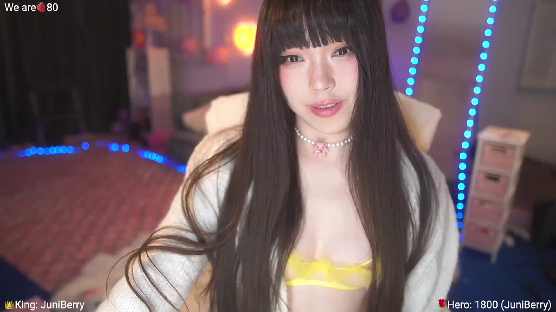 Gallery image thumbnail from AcaiBerry's myfreecams stream on, 03/12/2023, 08:22 image 13 of 20