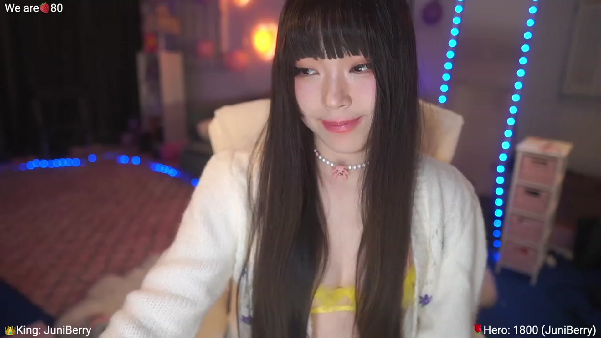 Gallery image thumbnail from AcaiBerry's myfreecams stream on, 03/12/2023, 08:22 image 9 of 20