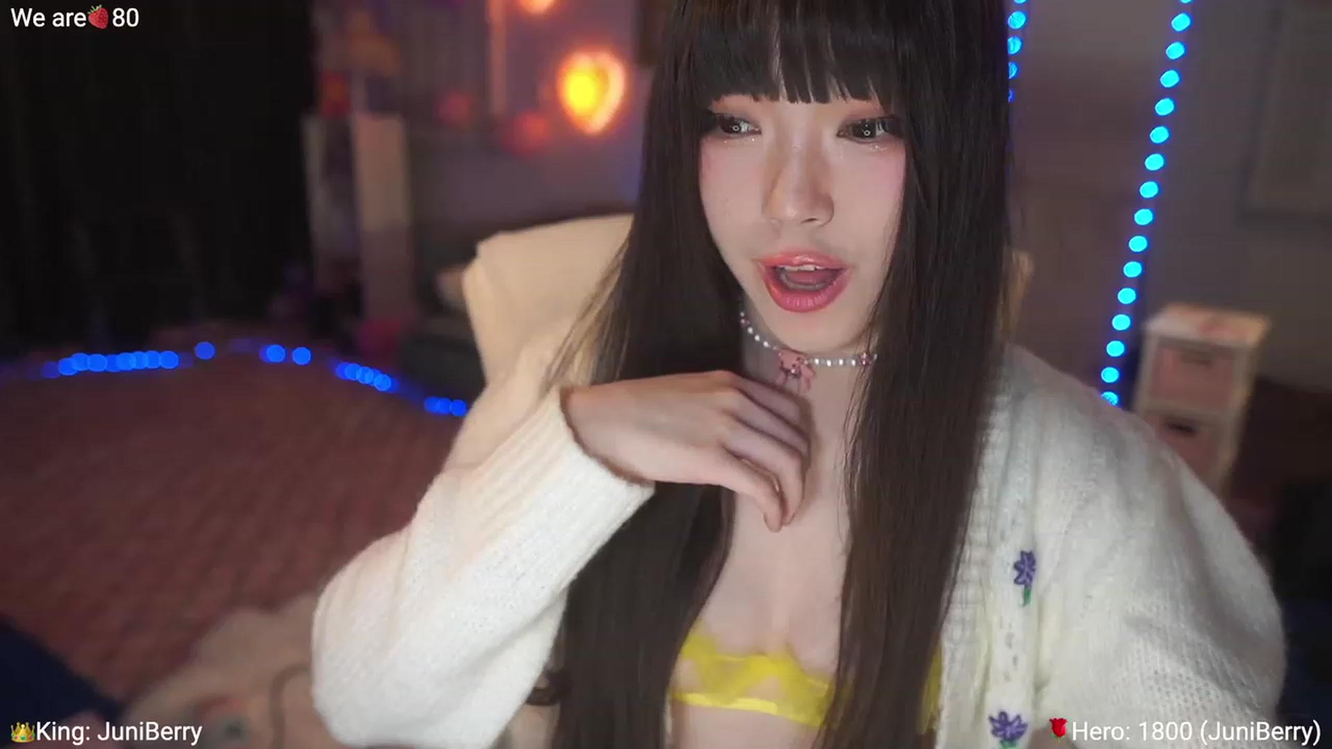 Gallery image thumbnail from AcaiBerry's myfreecams stream on, 03/12/2023, 08:22 image 7 of 20