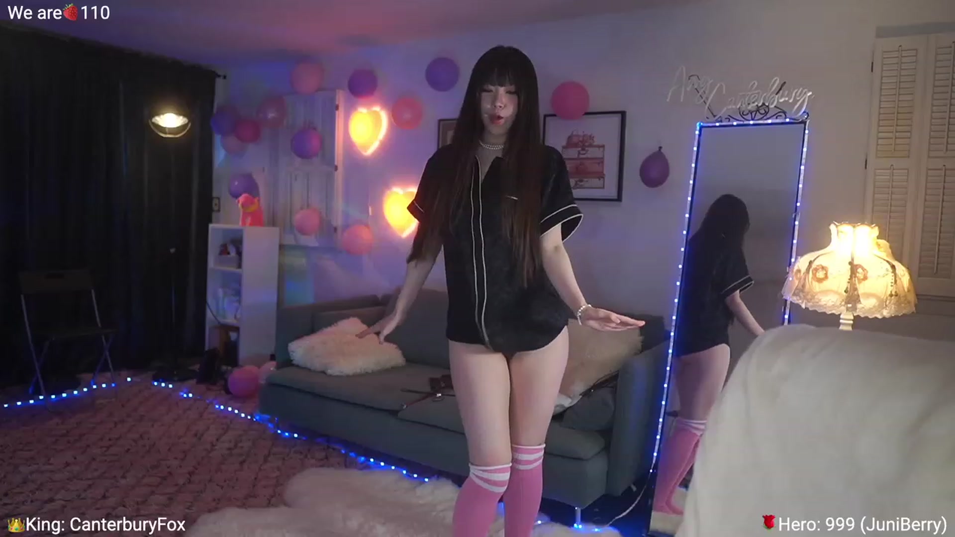 Gallery image thumbnail from AcaiBerry's myfreecams stream on, 03/16/2023, 06:09 image 7 of 20
