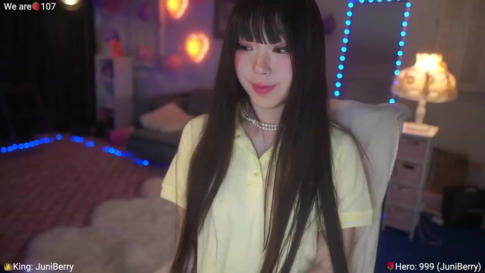 Gallery image thumbnail from AcaiBerry's myfreecams stream on, 03/16/2023, 06:09 image 13 of 20