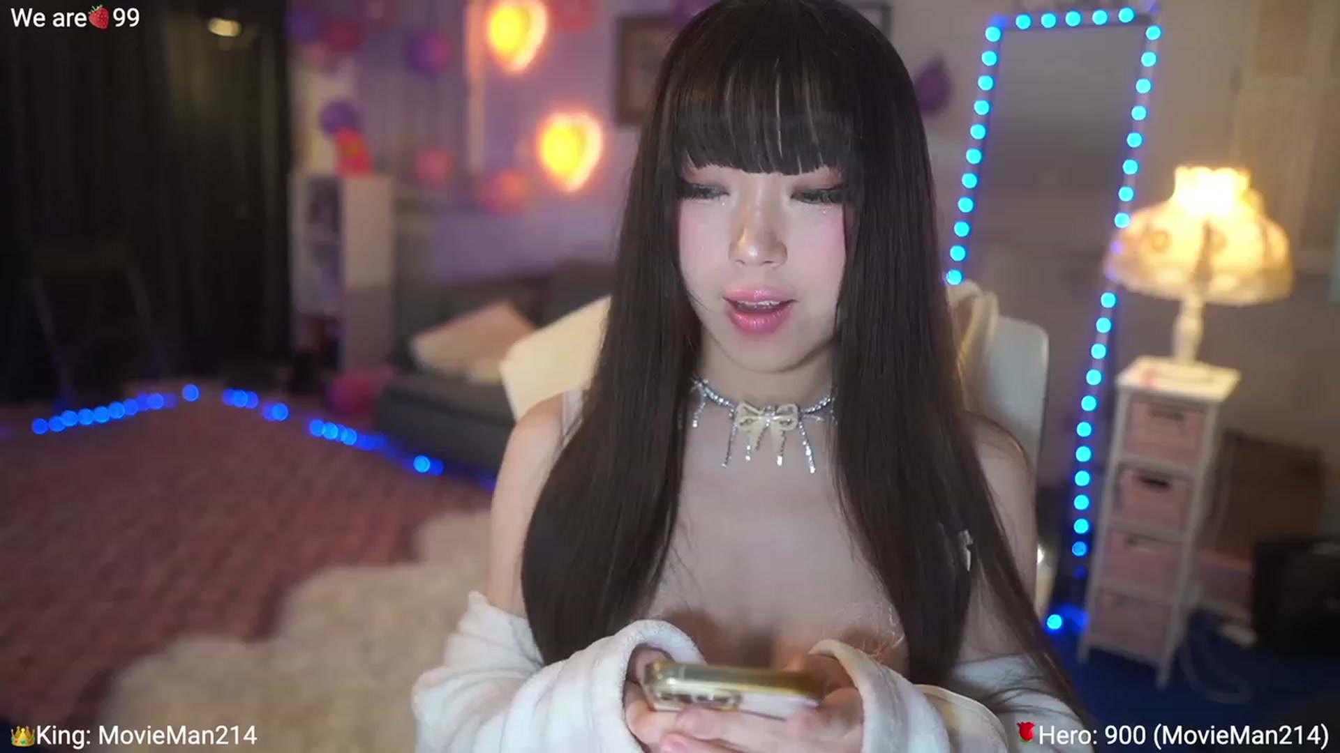 Gallery image thumbnail from AcaiBerry's myfreecams stream on, 03/19/2023, 05:13 image 4 of 20