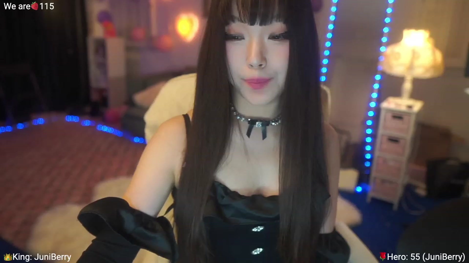 Gallery image thumbnail from AcaiBerry's myfreecams stream on, 03/30/2023, 03:52 image 8 of 20