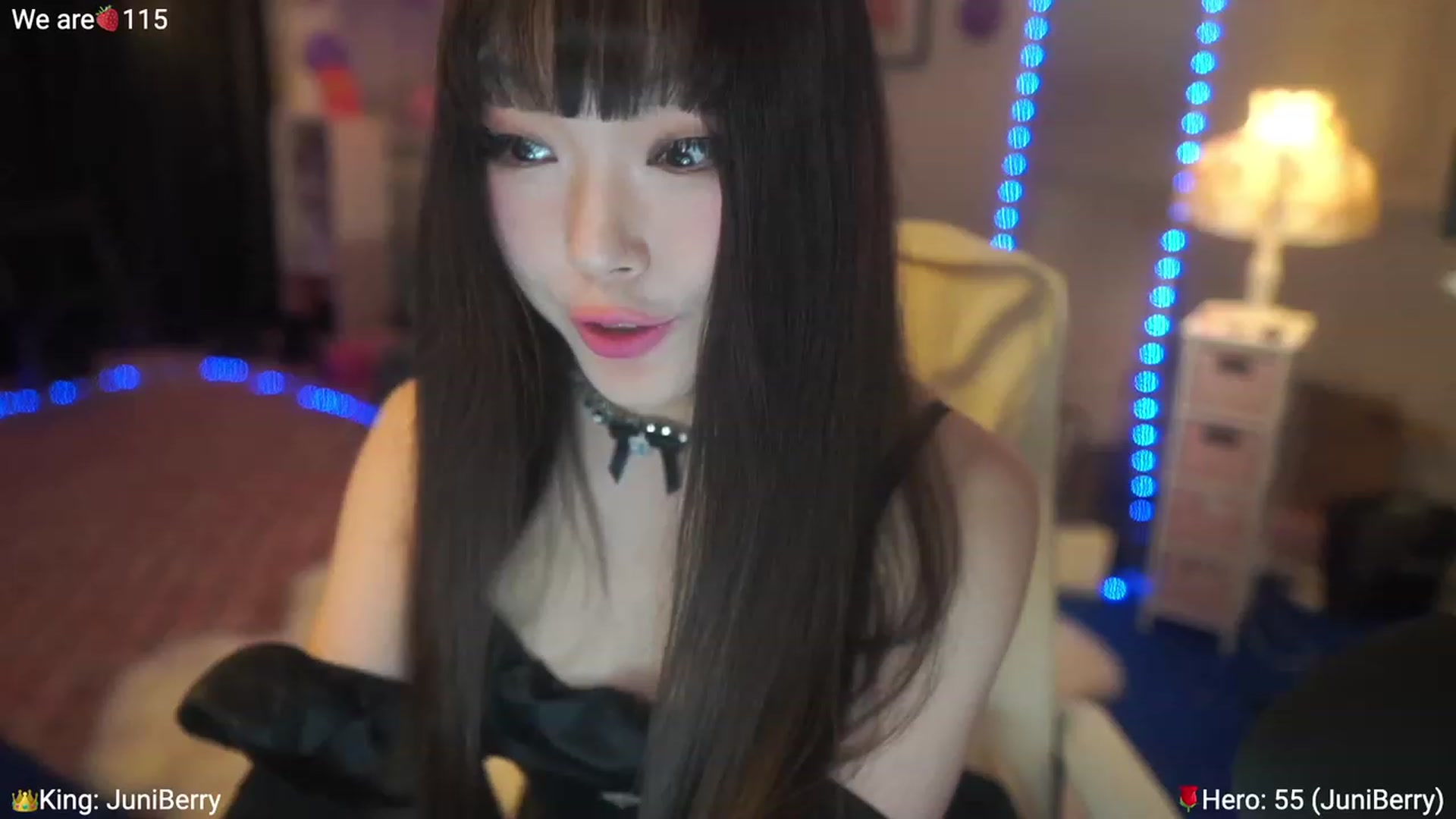 Gallery image thumbnail from AcaiBerry's myfreecams stream on, 03/30/2023, 03:52 image 5 of 20
