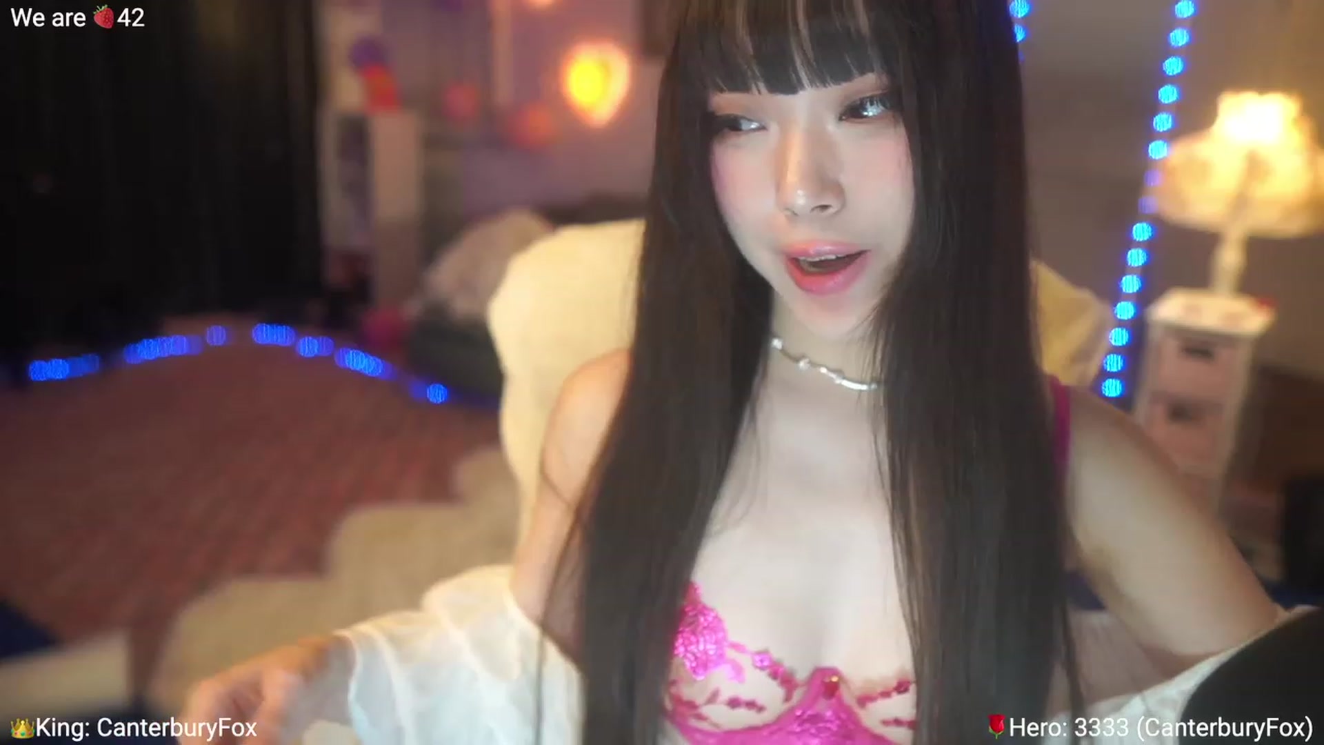 Gallery image thumbnail from AcaiBerry's myfreecams stream on, 04/02/2023, 07:37 image 15 of 20