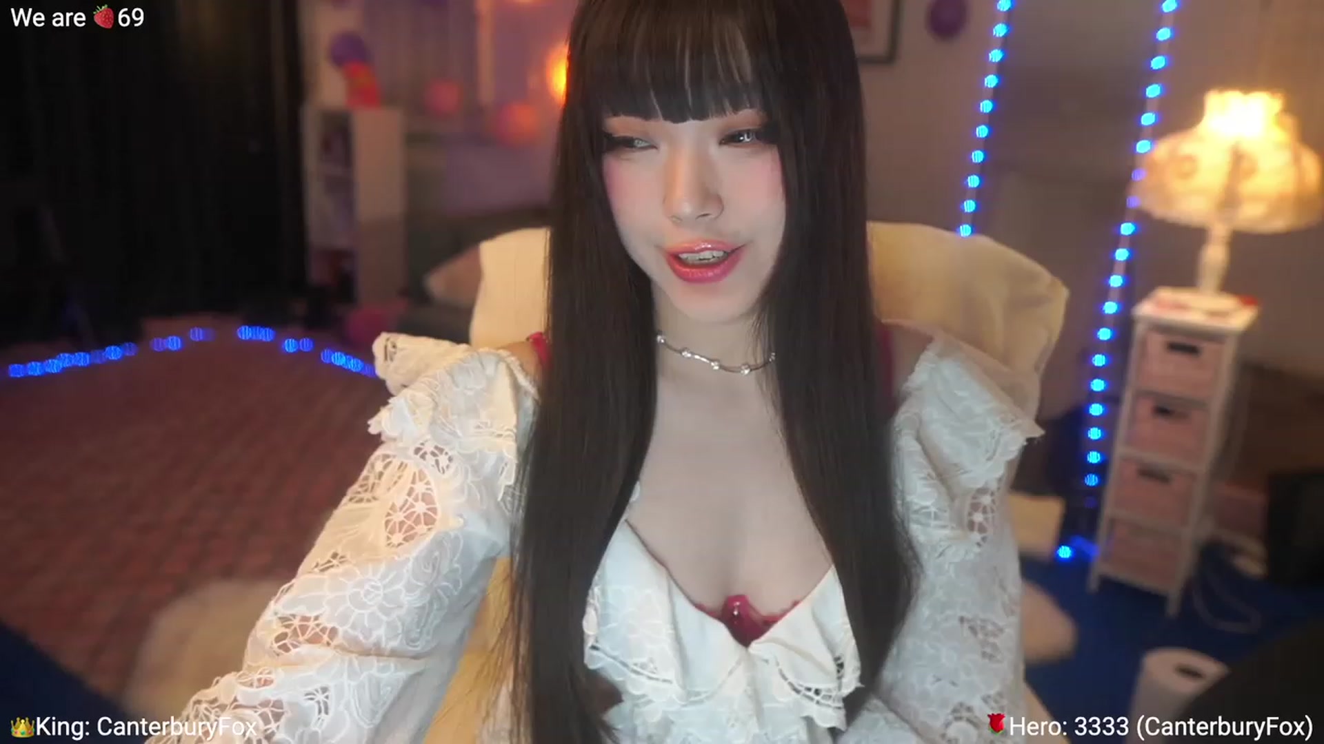 Gallery image thumbnail from AcaiBerry's myfreecams stream on, 04/02/2023, 07:37 image 4 of 20
