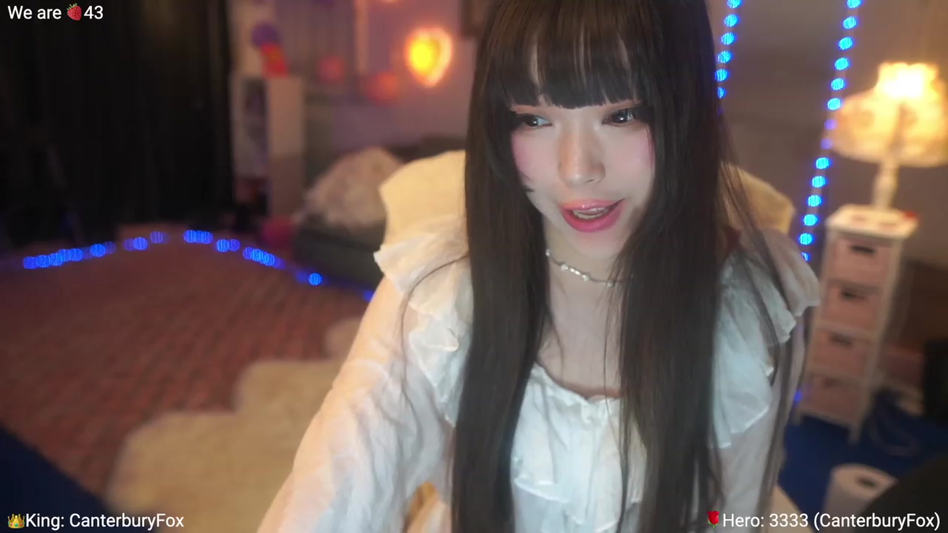 Gallery image thumbnail from AcaiBerry's myfreecams stream on, 04/02/2023, 07:37 image 10 of 20