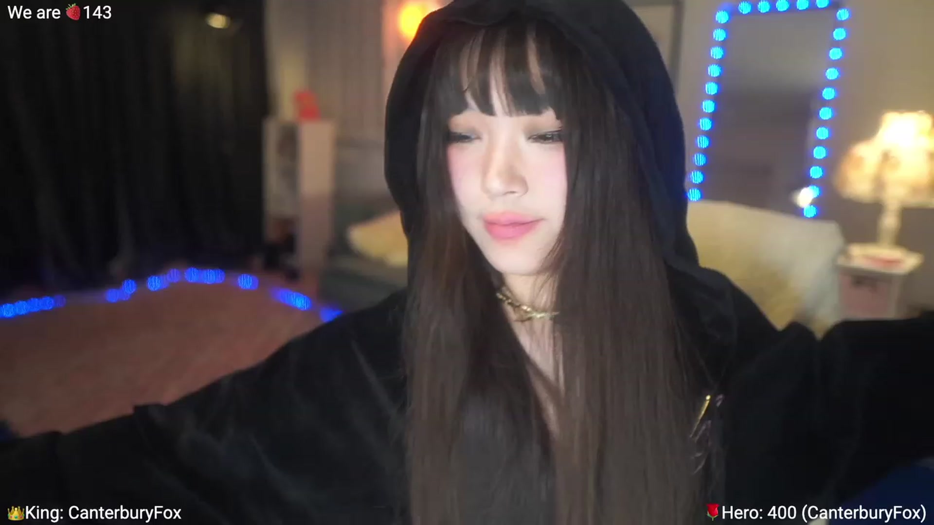 Gallery image thumbnail from AcaiBerry's myfreecams stream on, 04/06/2023, 05:52 image 10 of 20