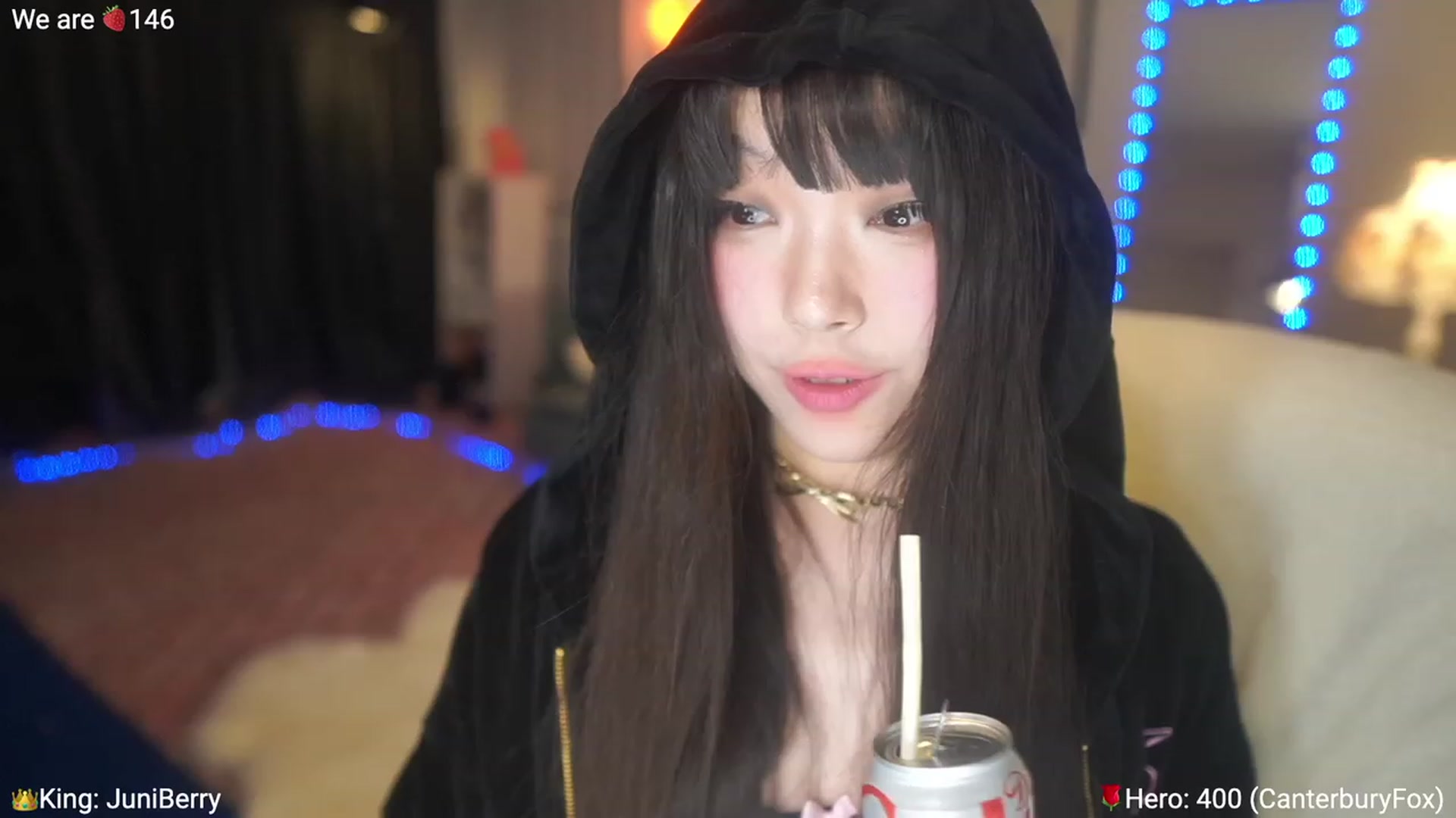 Gallery image thumbnail from AcaiBerry's myfreecams stream on, 04/06/2023, 05:52 image 7 of 20