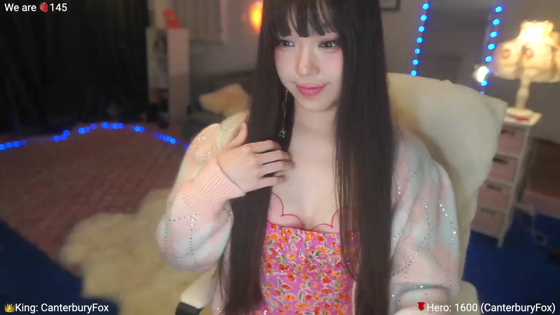 Gallery image thumbnail from AcaiBerry's myfreecams stream on, 04/08/2023, 05:51 image 12 of 20