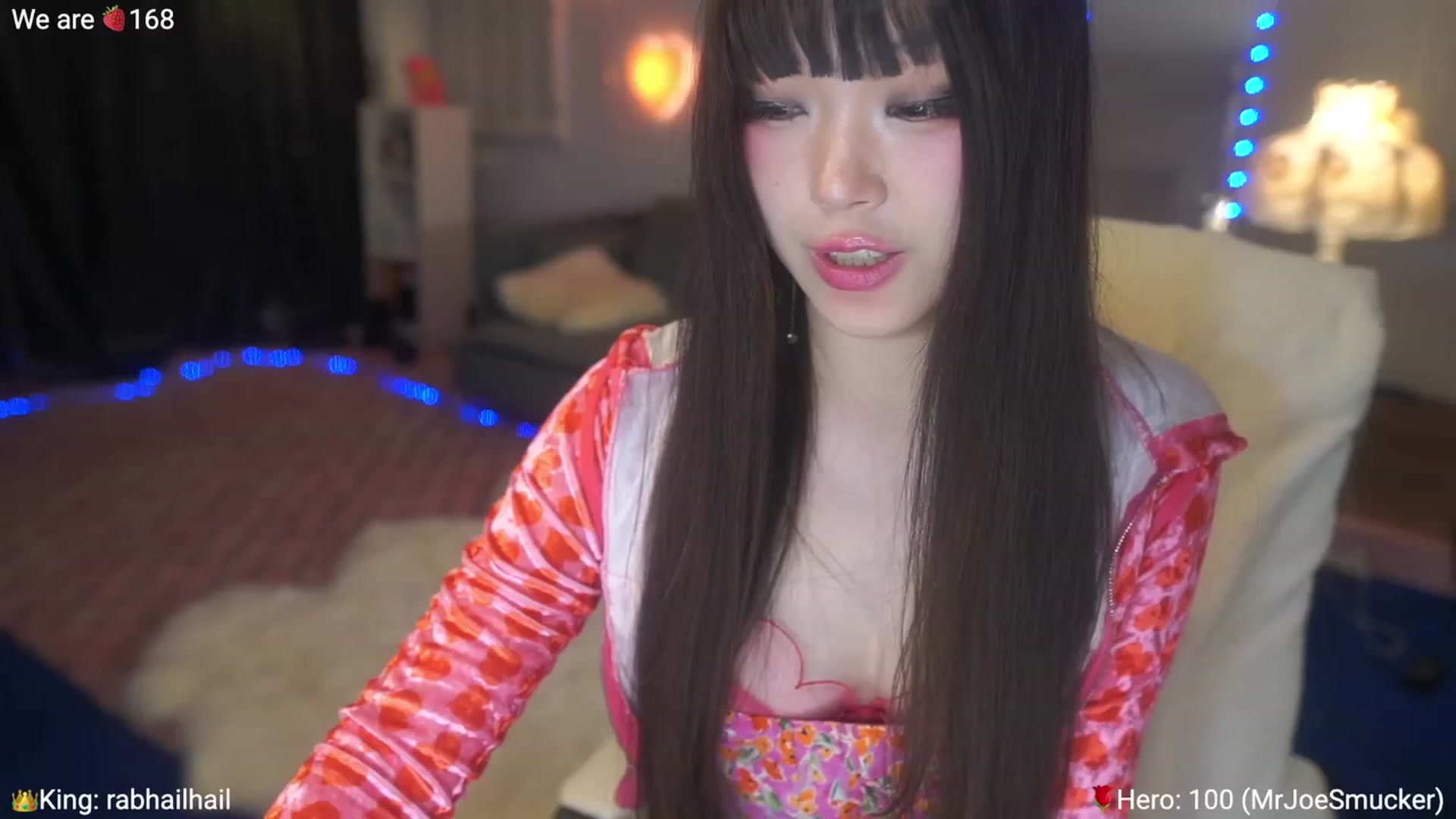 Gallery image thumbnail from AcaiBerry's myfreecams stream on, 04/08/2023, 05:51 image 2 of 20