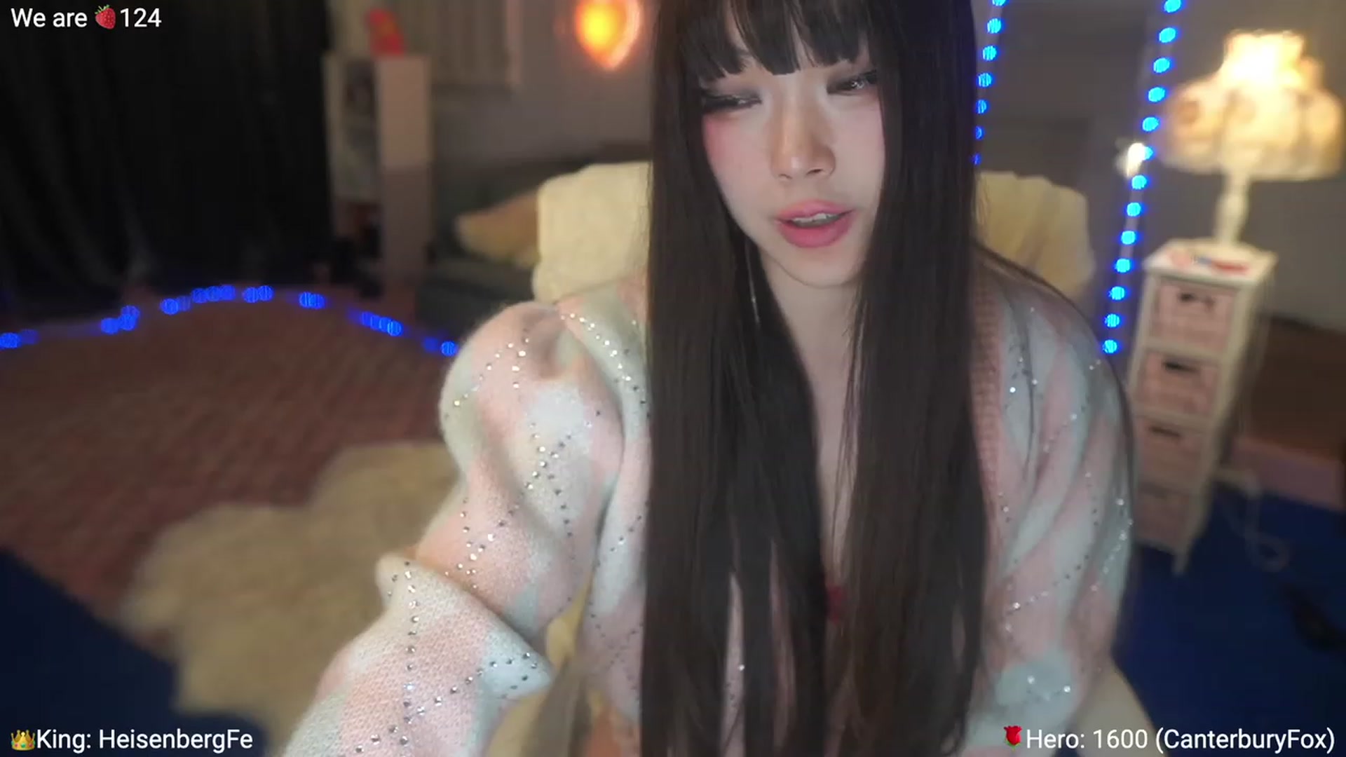 Gallery image thumbnail from AcaiBerry's myfreecams stream on, 04/08/2023, 08:10 image 14 of 20
