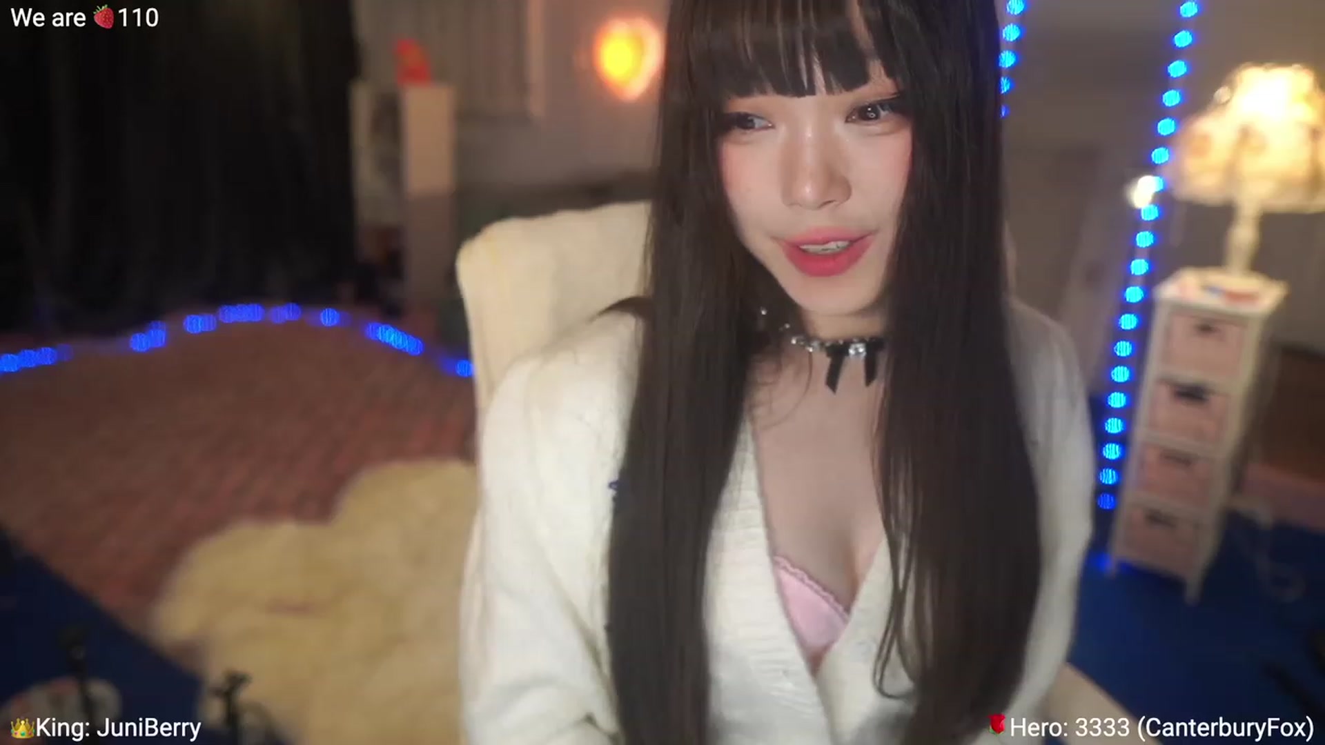 Gallery image thumbnail from AcaiBerry's myfreecams stream on, 04/09/2023, 07:20 image 10 of 20