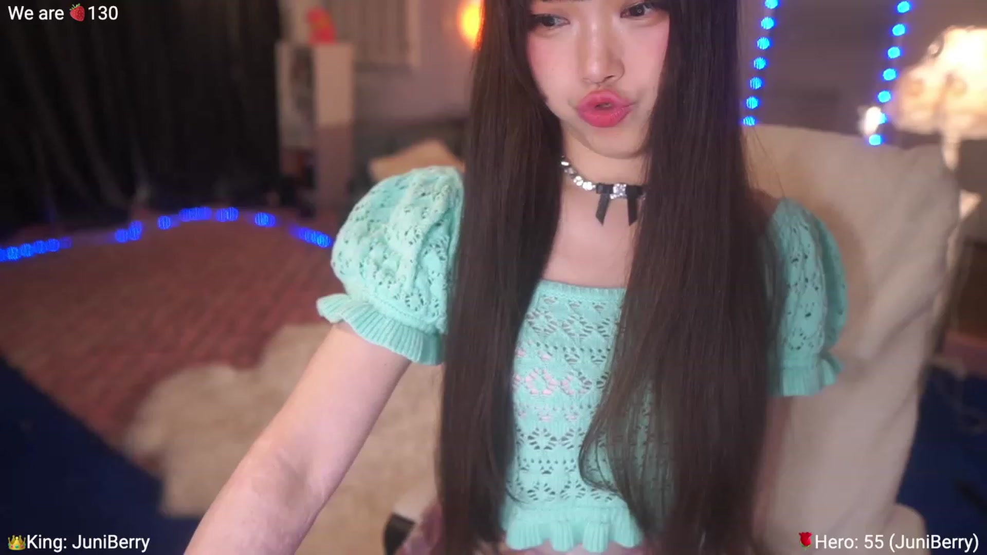Gallery image thumbnail from AcaiBerry's myfreecams stream on, 04/09/2023, 07:20 image 1 of 20