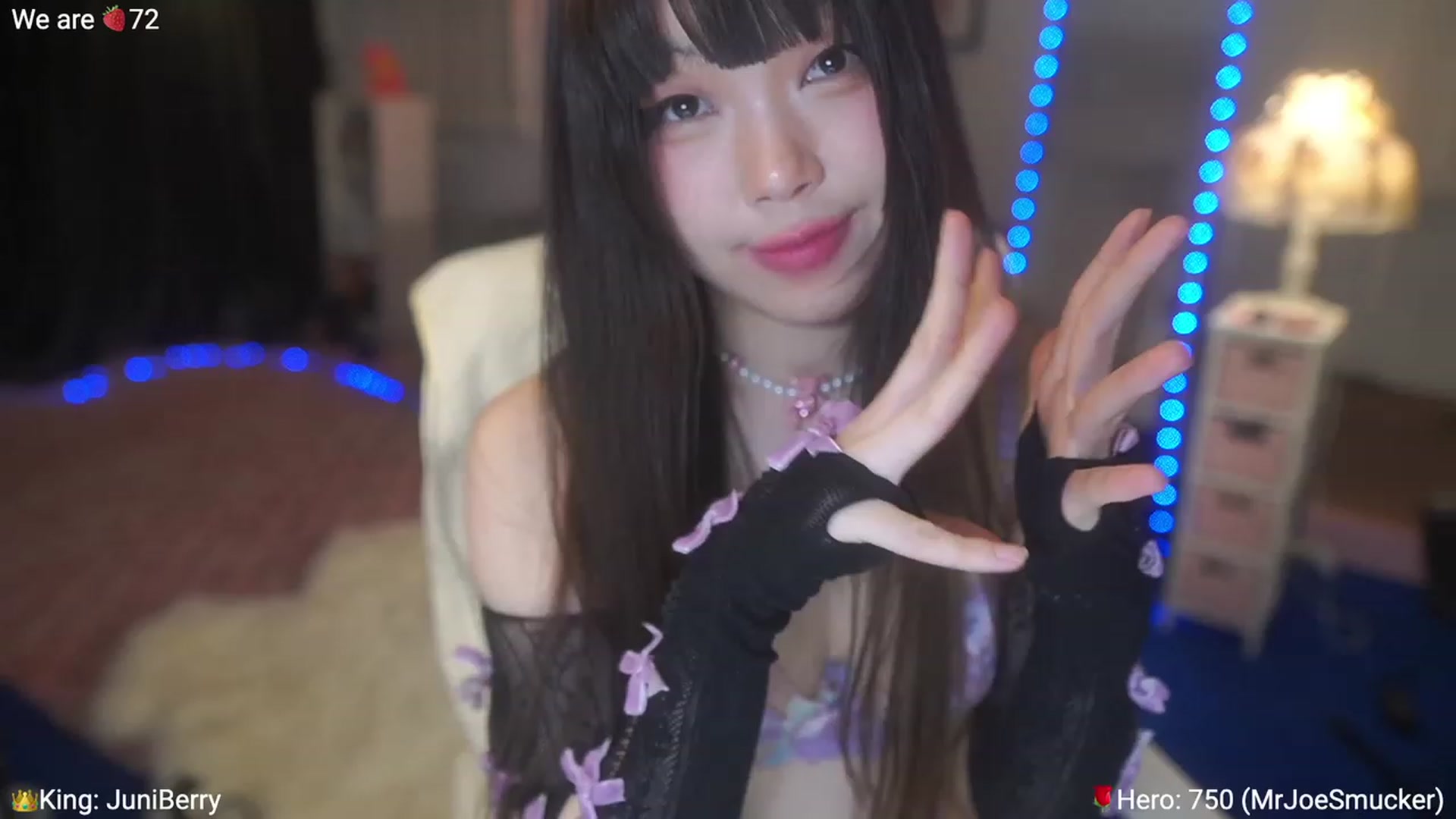 Gallery image thumbnail from AcaiBerry's myfreecams stream on, 04/13/2023, 06:10 image 12 of 20