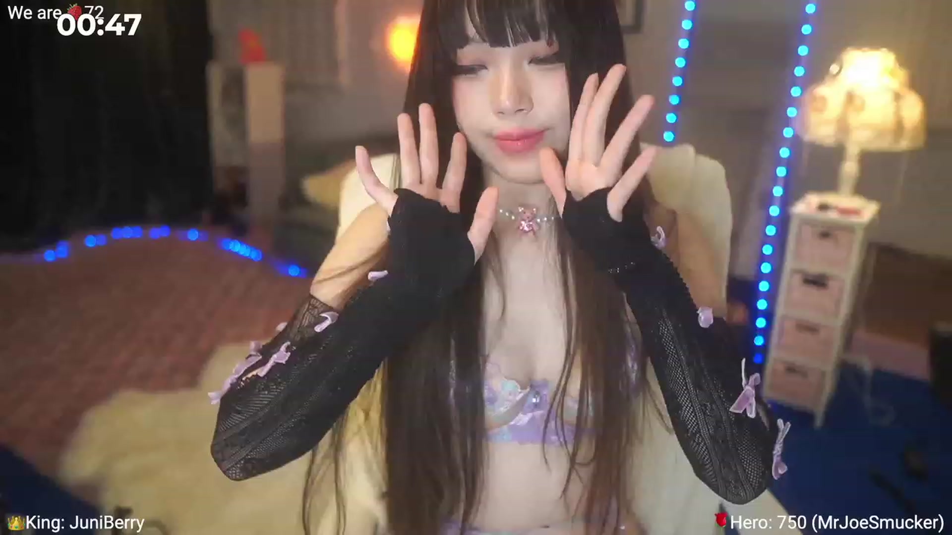 Gallery image thumbnail from AcaiBerry's myfreecams stream on, 04/13/2023, 06:10 image 5 of 20