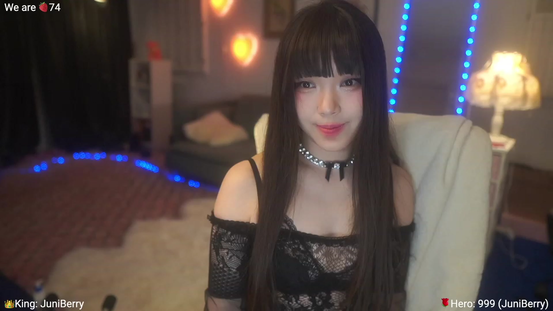 Gallery image thumbnail from AcaiBerry's myfreecams stream on, 04/20/2023, 03:56 image 11 of 20