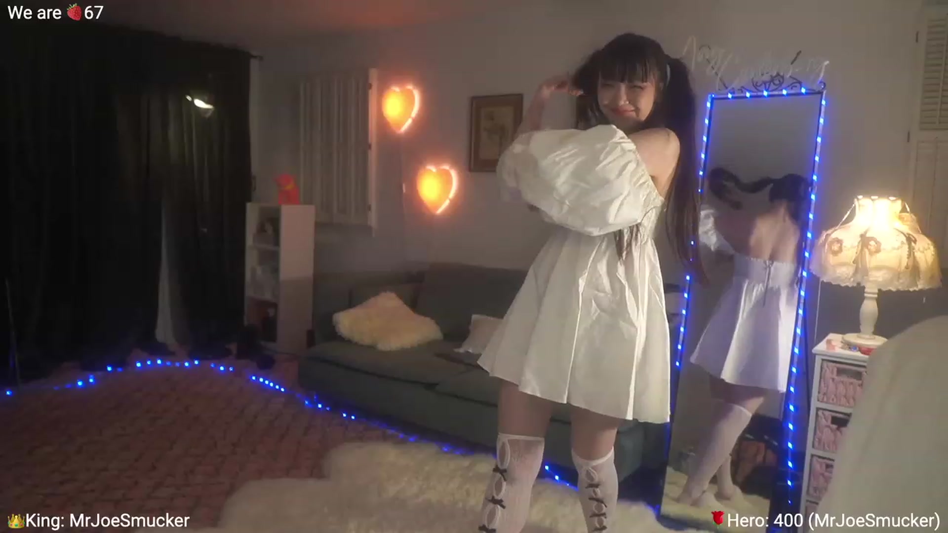 Gallery image thumbnail from AcaiBerry's myfreecams stream on, 04/22/2023, 07:11 image 2 of 20