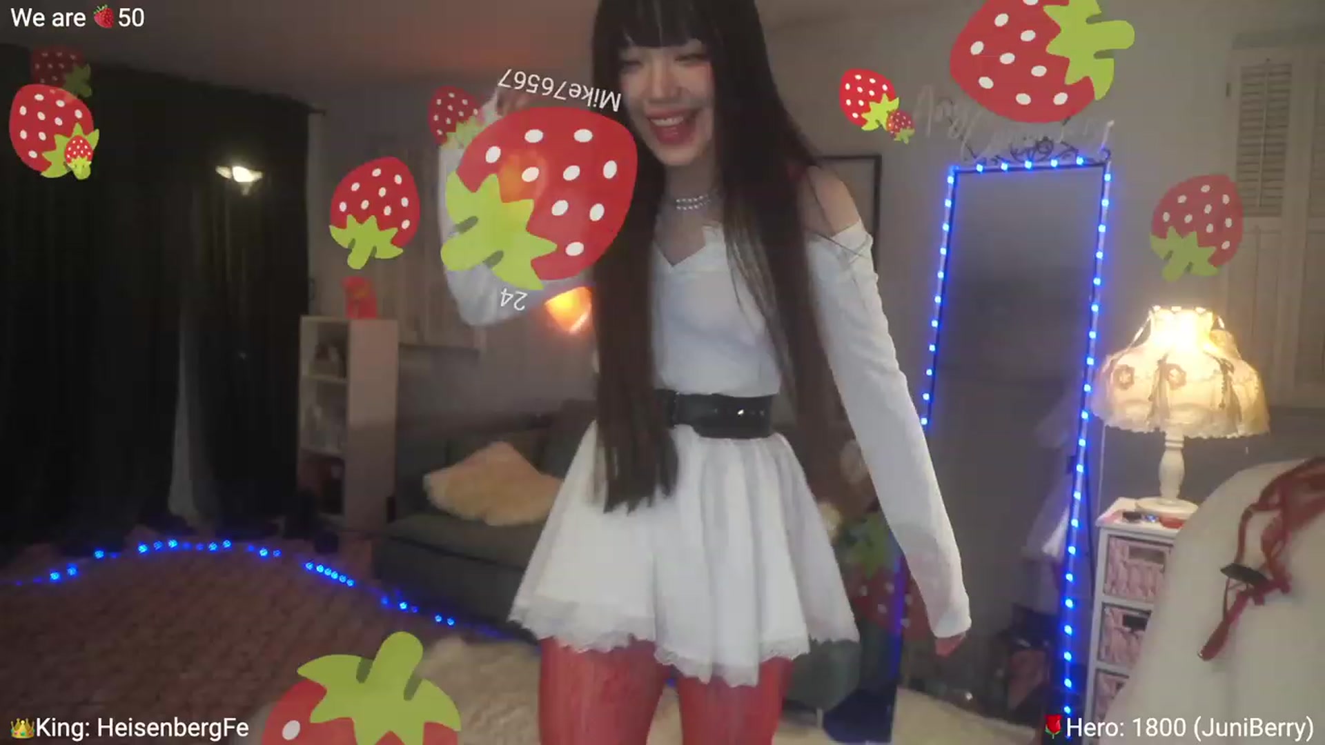 Gallery image thumbnail from AcaiBerry's myfreecams stream on, 04/23/2023, 05:59 image 19 of 20
