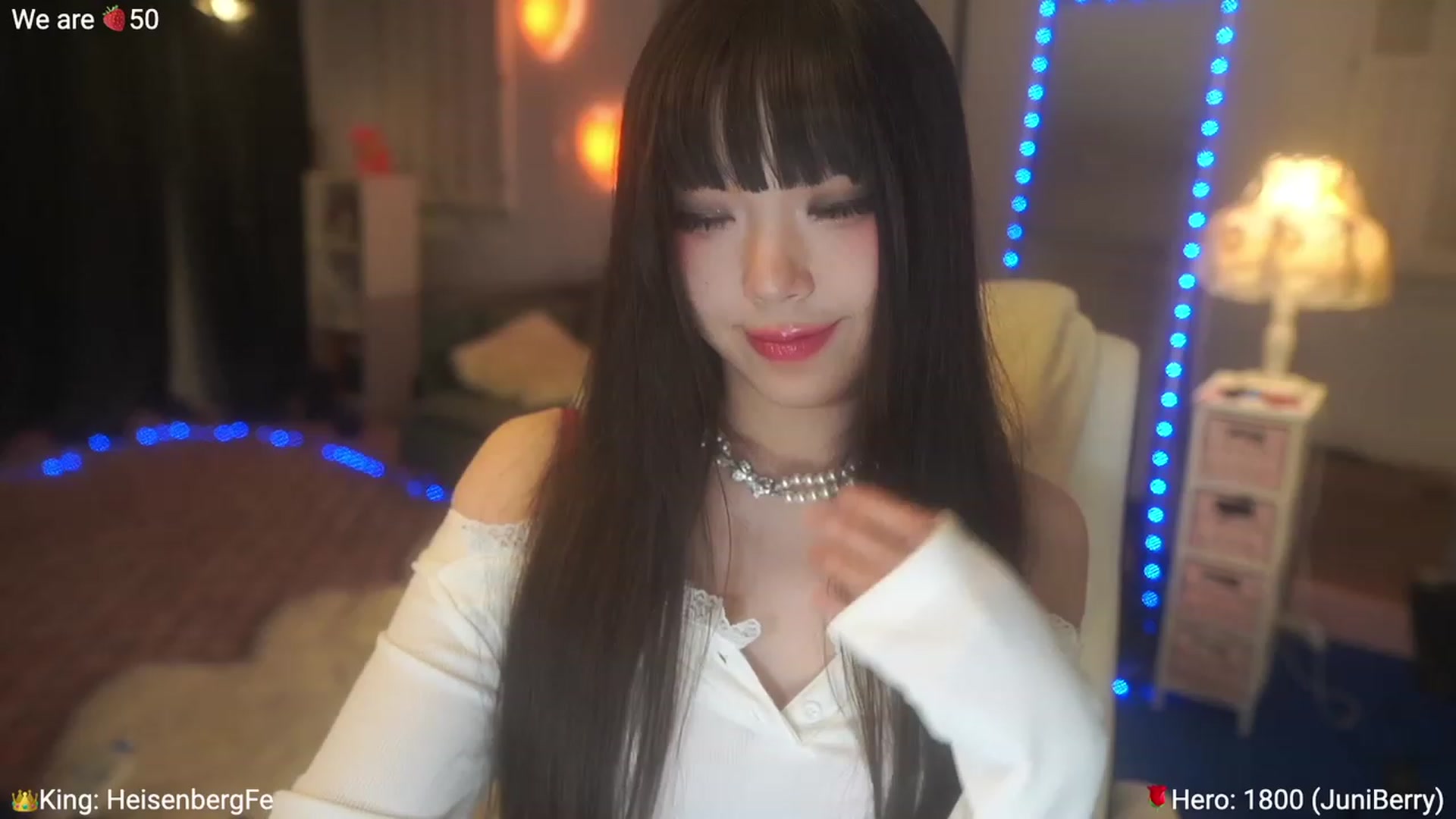 Gallery image thumbnail from AcaiBerry's myfreecams stream on, 04/23/2023, 07:41 image 3 of 20