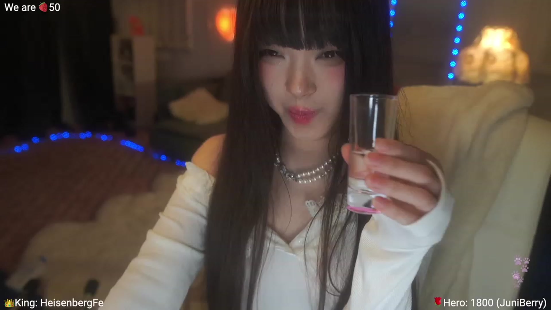 Gallery image thumbnail from AcaiBerry's myfreecams stream on, 04/23/2023, 07:41 image 9 of 20