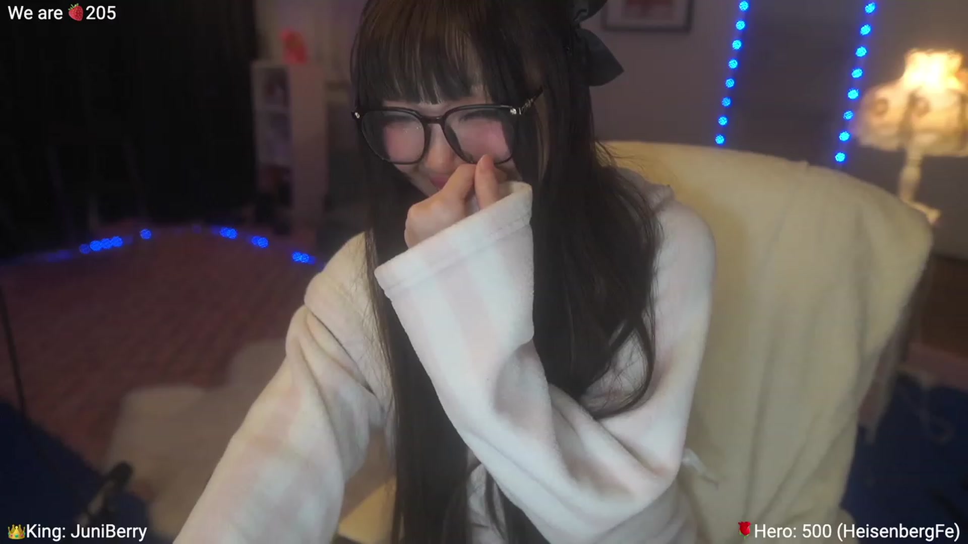 Gallery image thumbnail from AcaiBerry's myfreecams stream on, 05/06/2023, 06:01 image 7 of 20