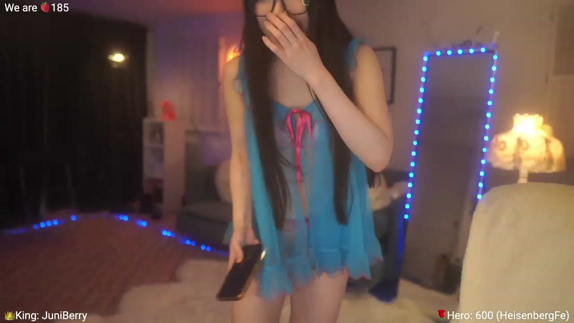 Gallery image thumbnail from AcaiBerry's myfreecams stream on, 05/06/2023, 06:01 image 9 of 20