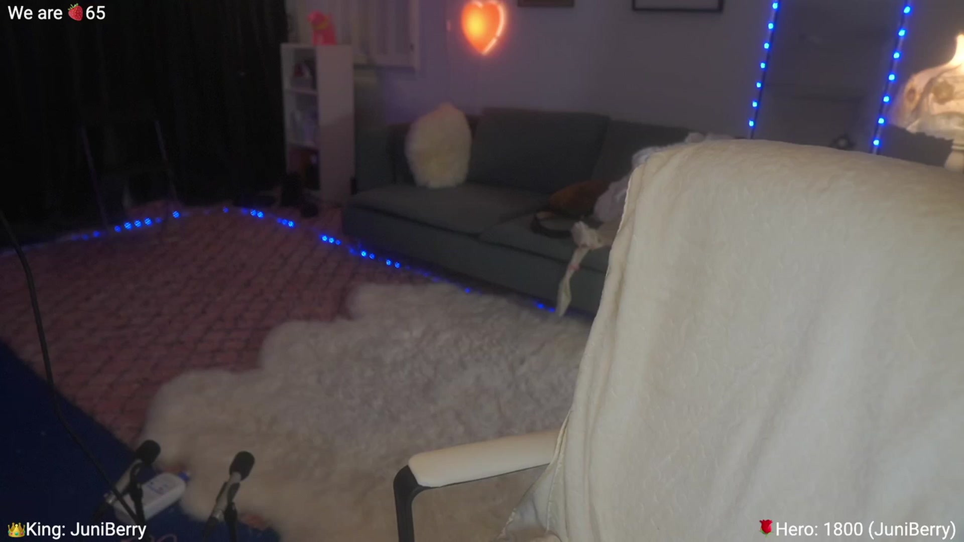 Gallery image thumbnail from AcaiBerry's myfreecams stream on, 05/07/2023, 06:38 image 5 of 20